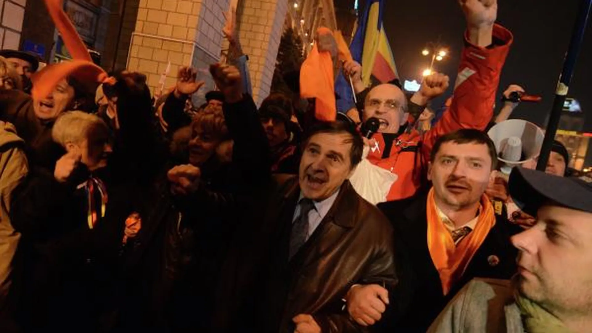 Участники митинга в честь седьмой годовщины "оранжевой революции" на площади Независимости в Киеве. Источник фото: РИА «Новости»