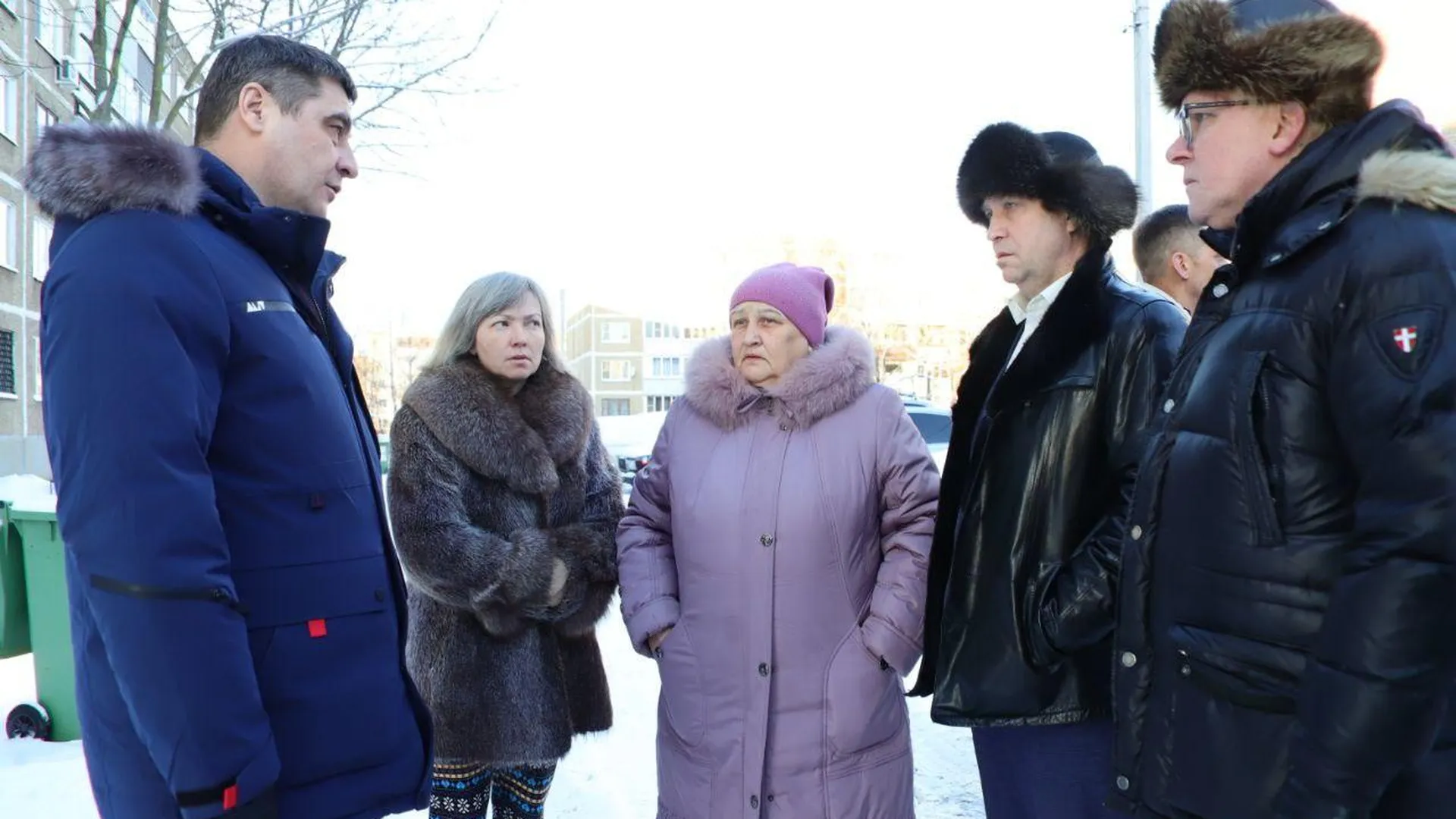 Алексей Малкин обсудил с жителями микрорайона Лопатинский вопросы, связанные с отоплением