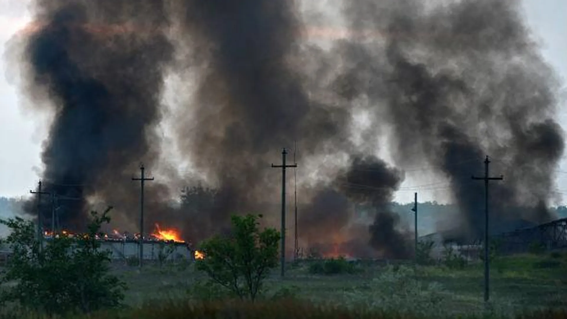 Открытое горение на складе в Люберецком районе ликвидировано