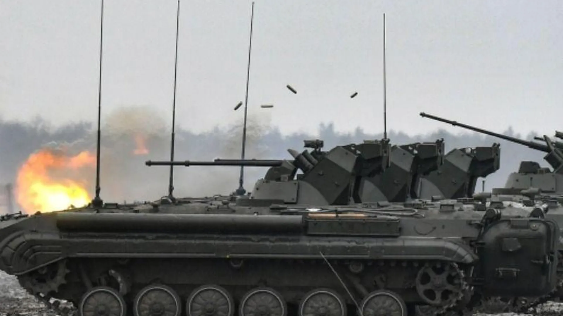 Минобороны РФ: российские войска заняли более выгодные позиции на Донецком направлении