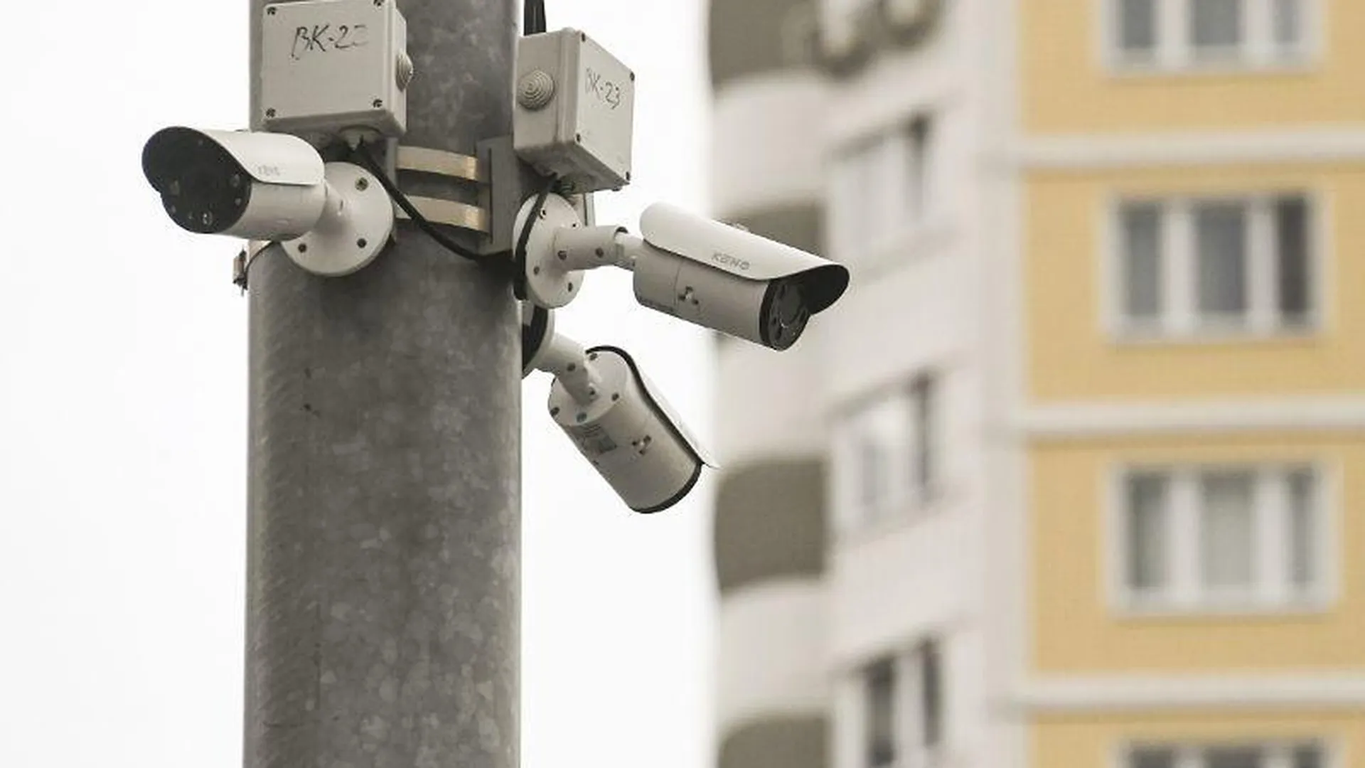 450 подъездов в Котельниках до конца года оборудуют камерами видеонаблюдения