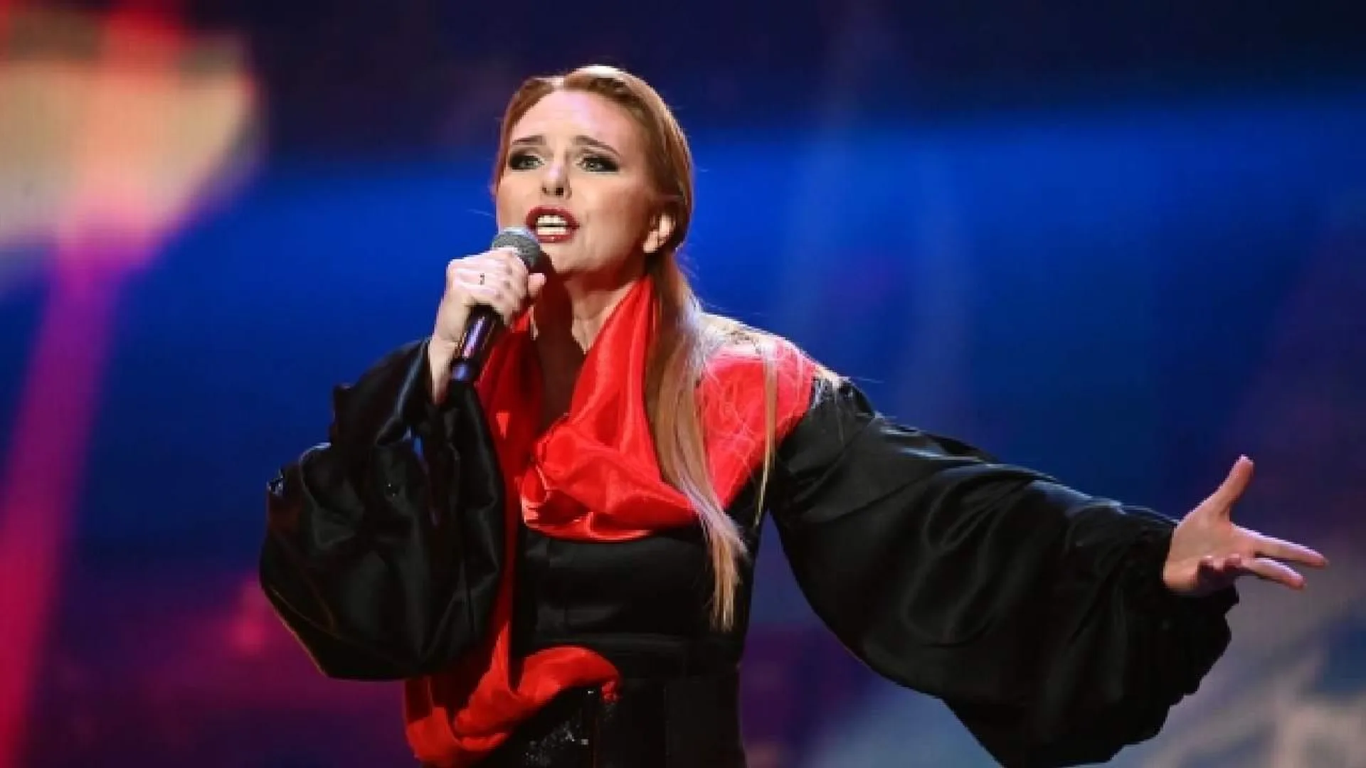 «Жизнь подорожала»: Певица Варвара рассказала о влиянии инфляции на стоимость ее концертов