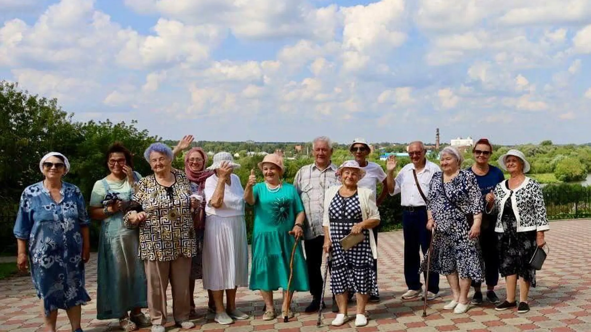 Участники «Активного долголетия» из Чехова побывали в Серпухове