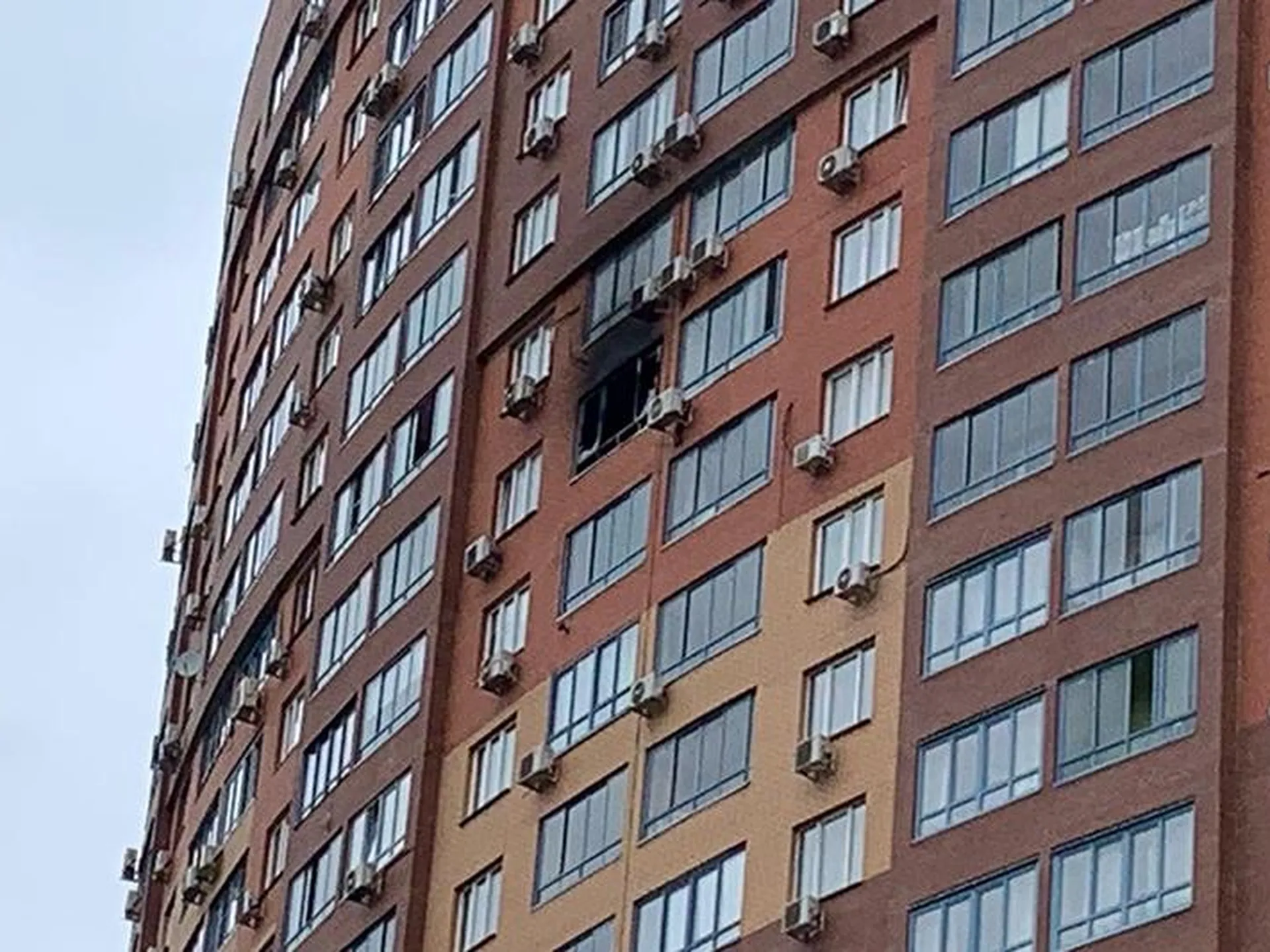 Душевнобольная устроила пожар в многоэтажке в Химках 