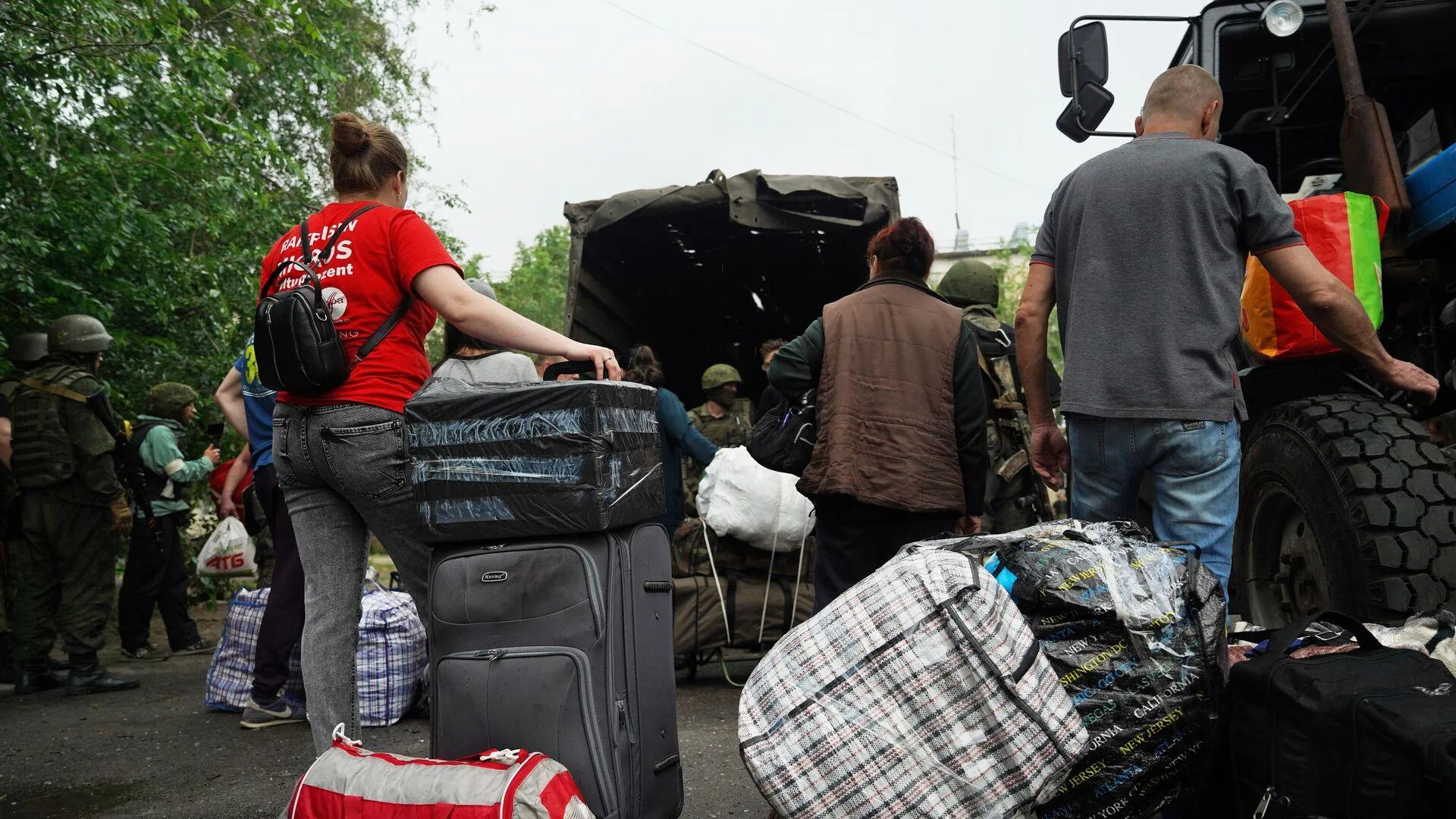 Более четырех тысяч человек эвакуировали из Харьковской области
