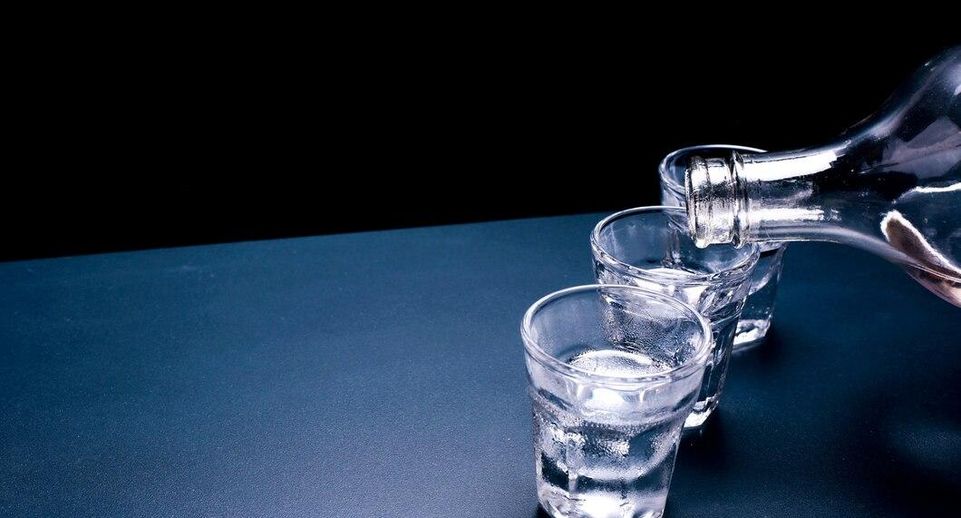 Нарколог Масякин: шесть критериев помогут отличить алкоголика от выпивающего