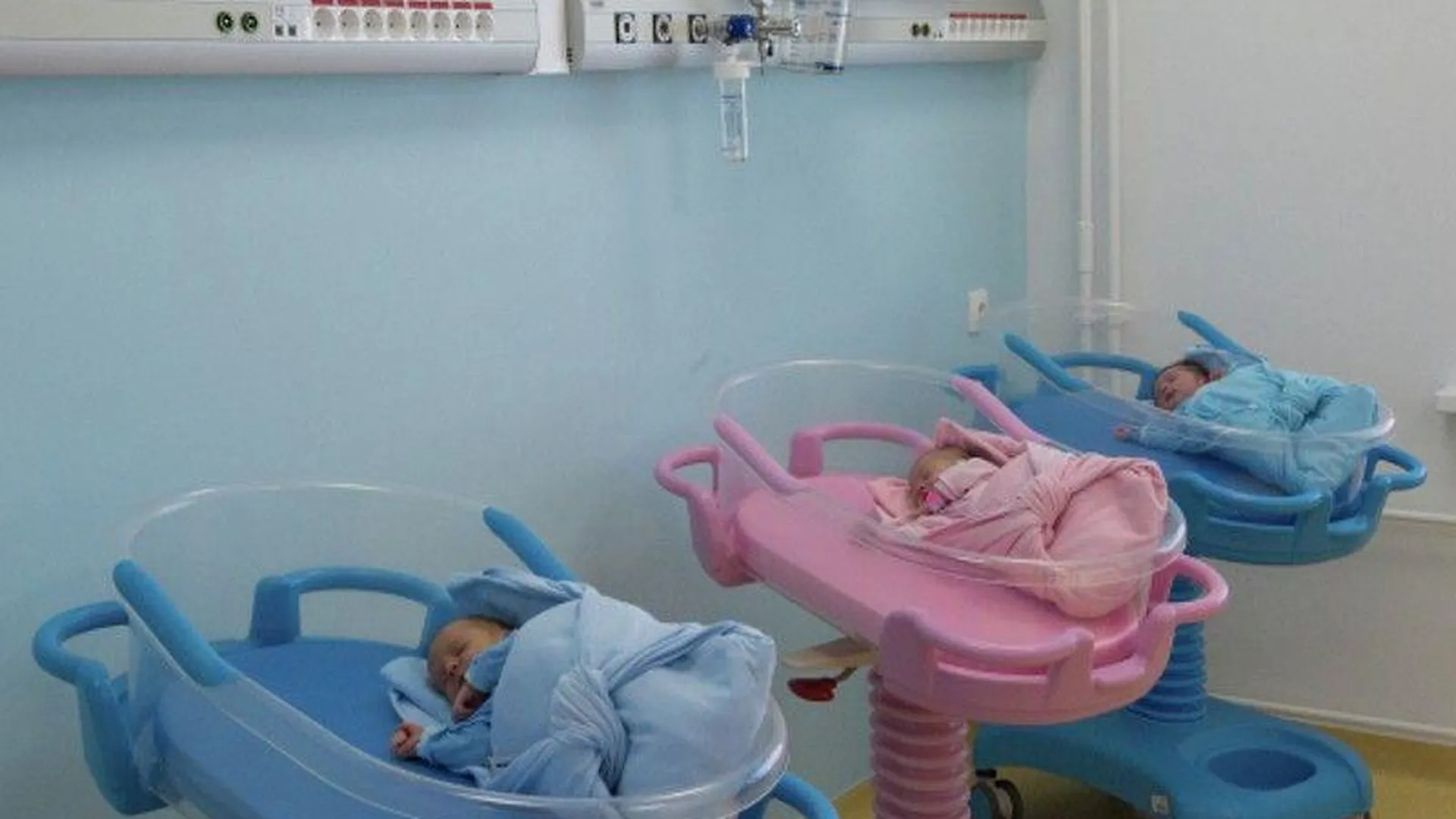 Самые редкие и популярные имена новорожденных в августе назвали в Подмосковье
