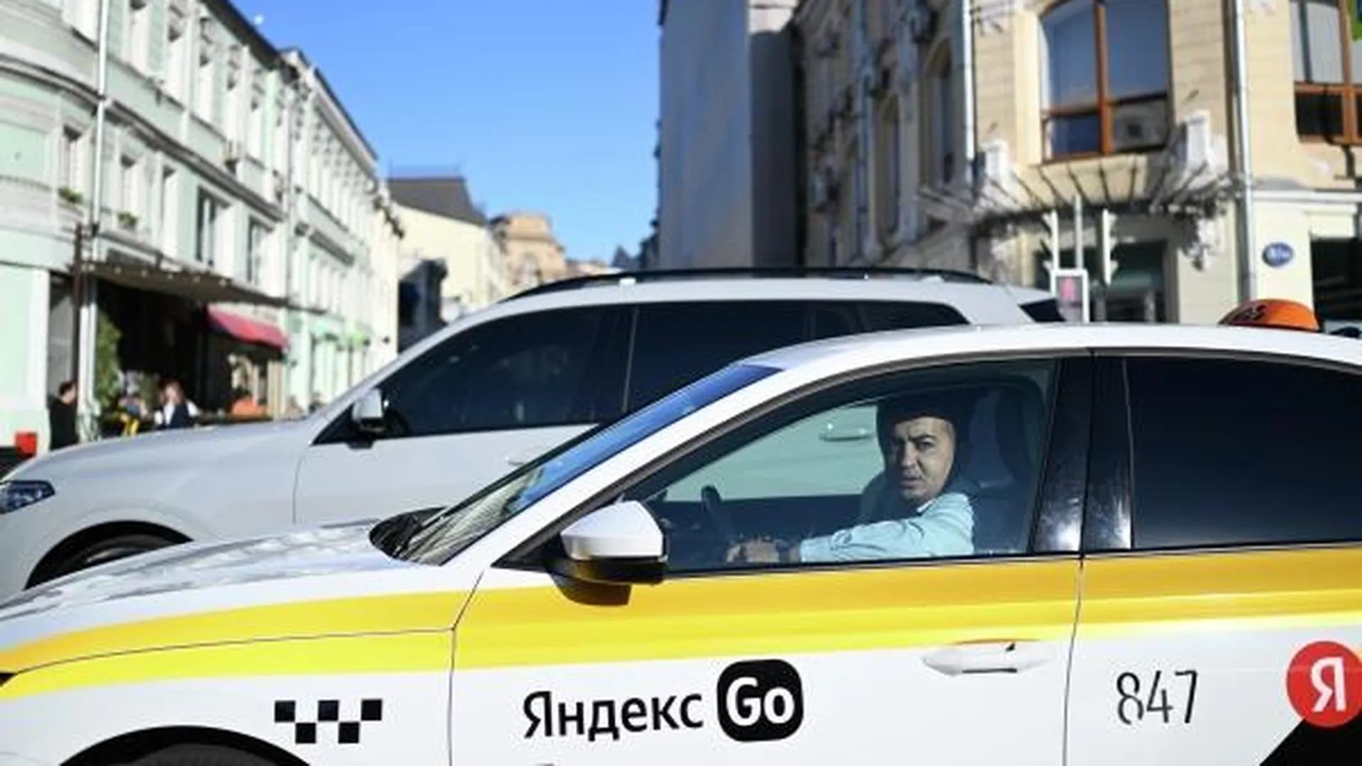 ФАС и «Яндекс» обсудят вопросы по тарифам такси