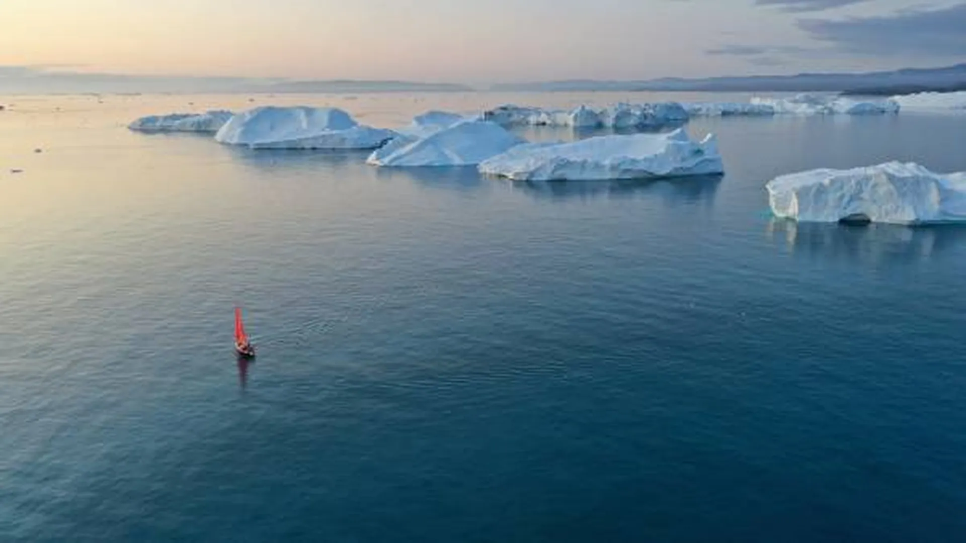 Ледяной щит Гренландии за сутки потерял 8,5 млрд тонн льда