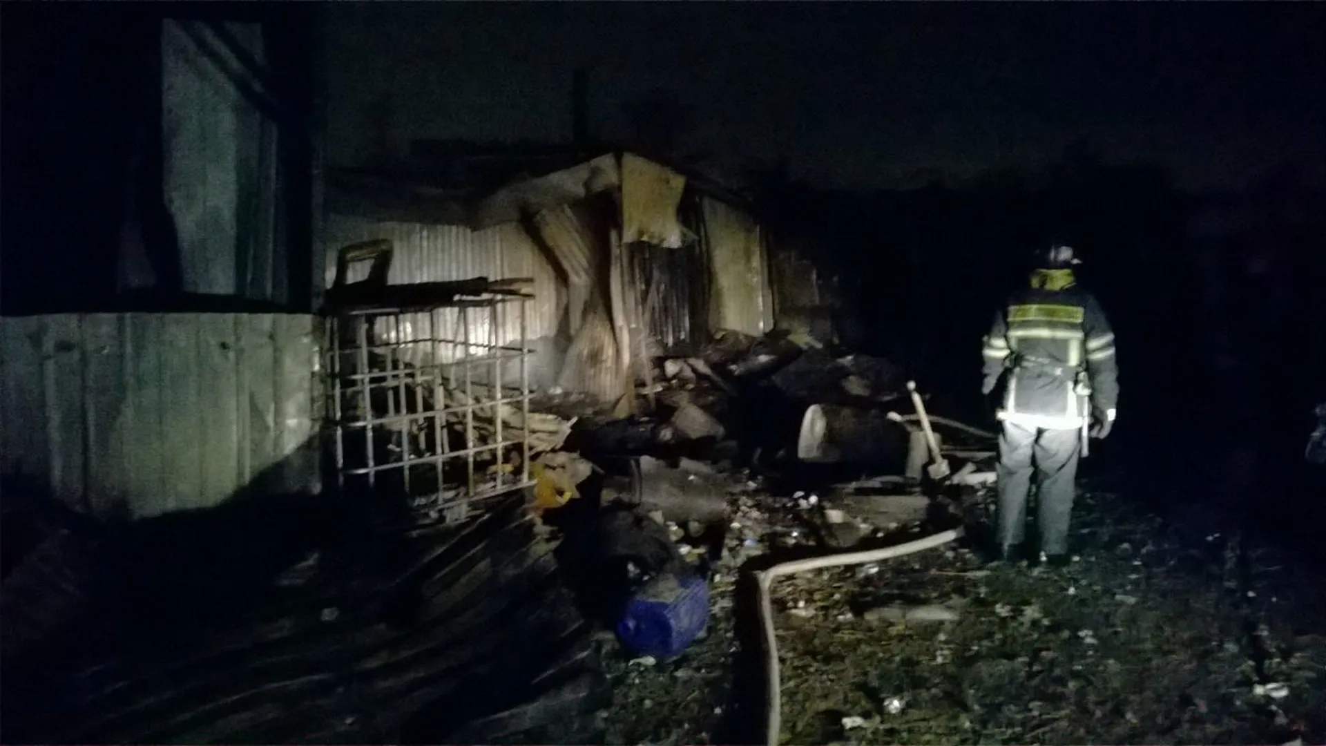 В Красногорске при пожаре в частном хостеле погибли два человека