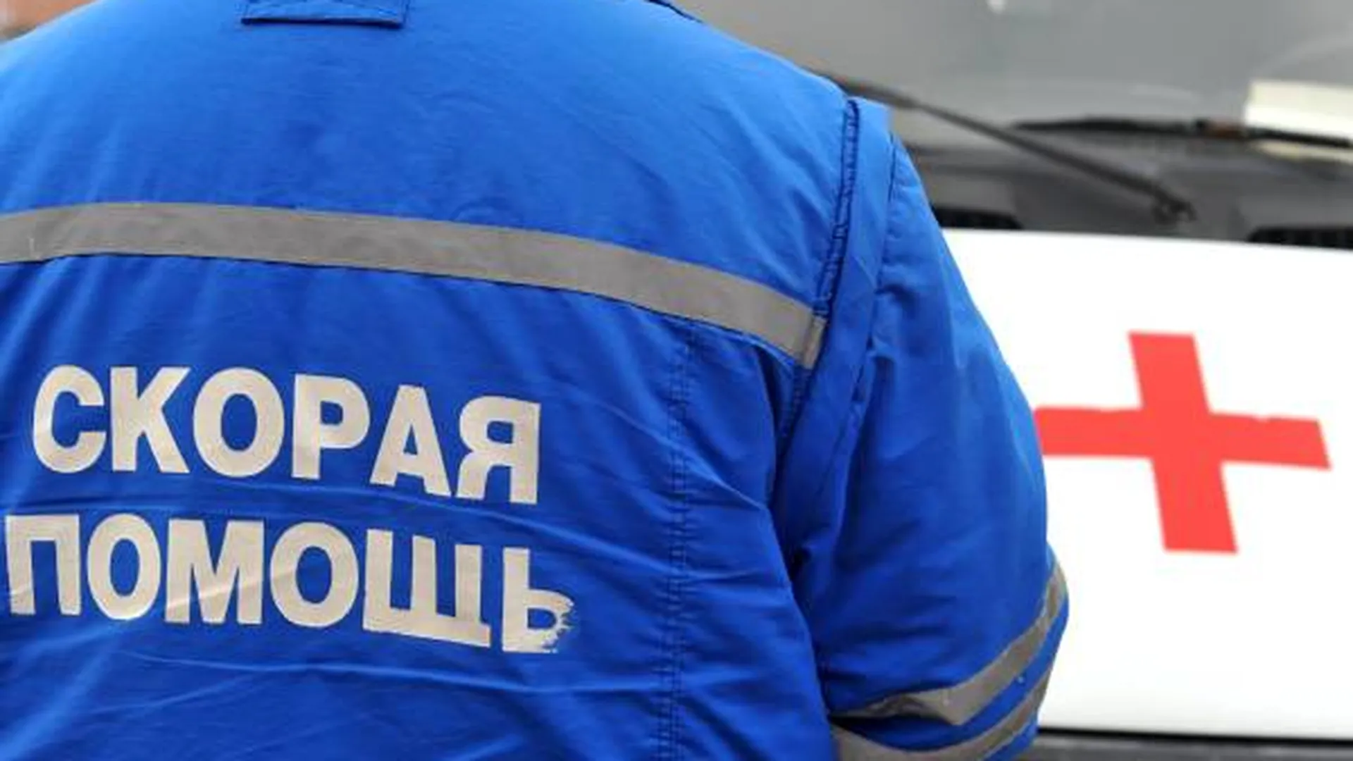 Охранник супермаркета сломал ногу москвичу, которому не хватило денег на продукты