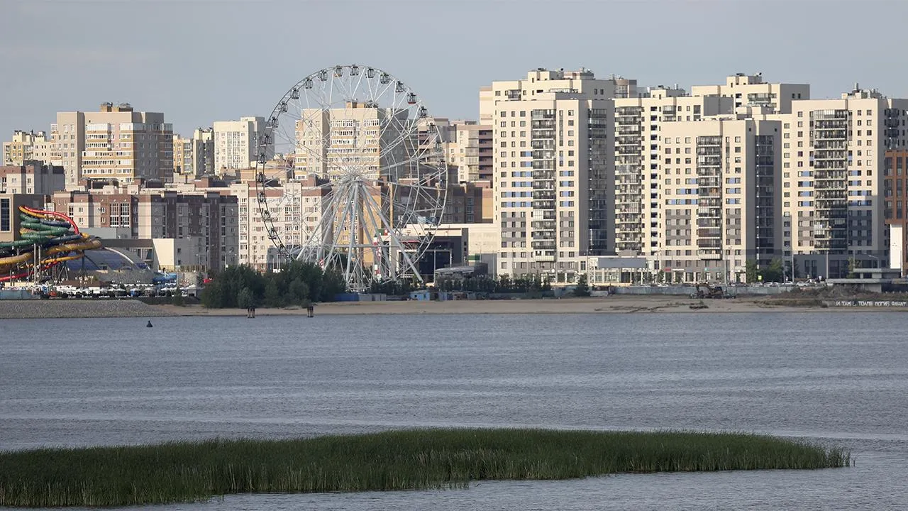 В Татарстане вандалы разрушили стенд у входа в парк