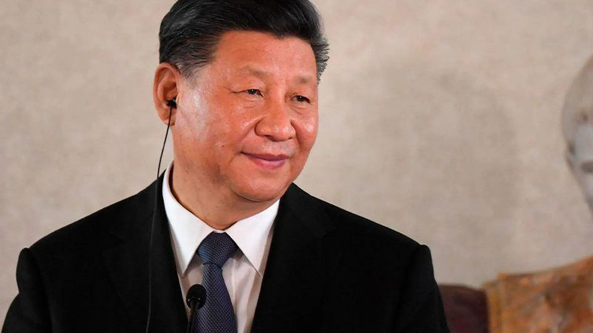 «Добро должно быть с кулаками»: психолог оценила настрой Си Цзиньпина, прибывшего к Путину
