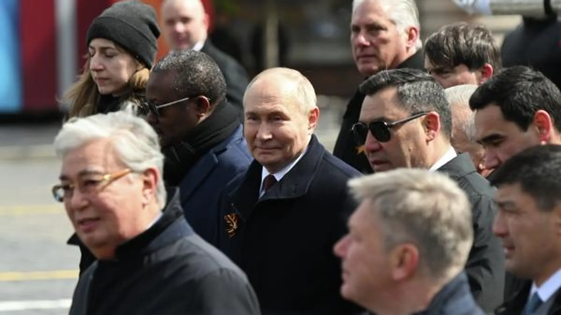 Путин поздравил жителей Севастополя с 80-й годовщиной освобождения города