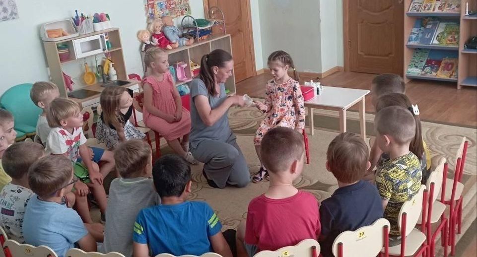 Воспитанников детского сада в Истре познакомили с профессией врача