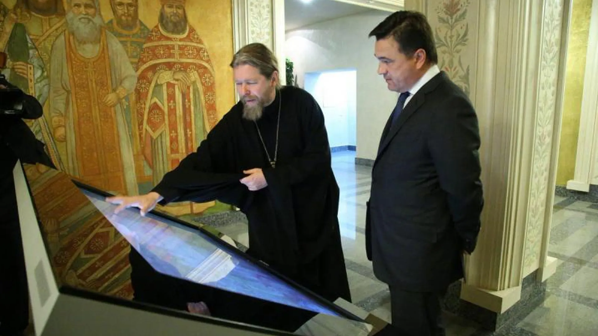 Возрождение старинных храмов в МО обсудил губернатор с епископом Егорьевским
