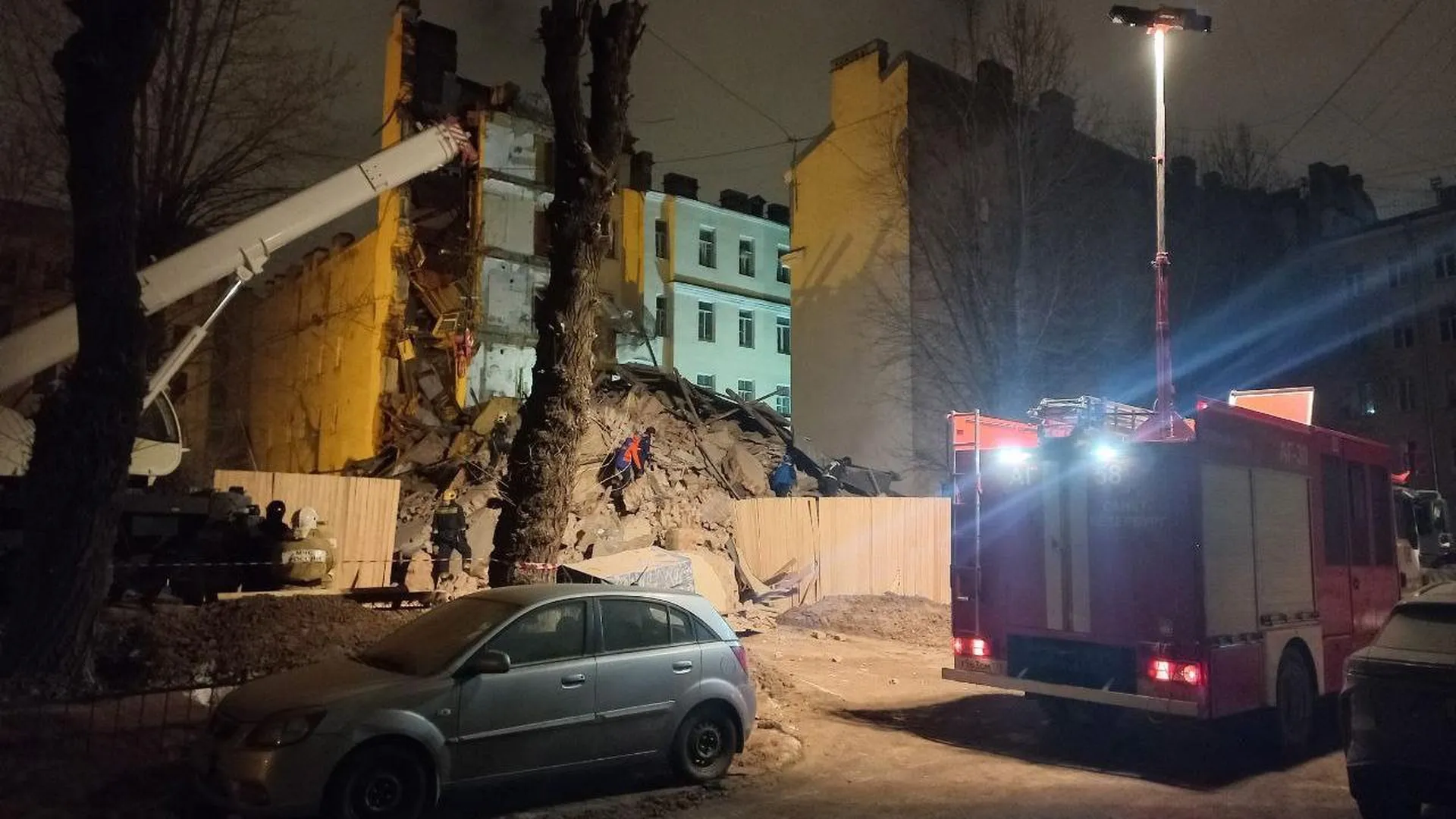 «Были снесены все внутренние перегородки»: владелица комнаты в рухнувшем доме в Петербурге раскрыла правду
