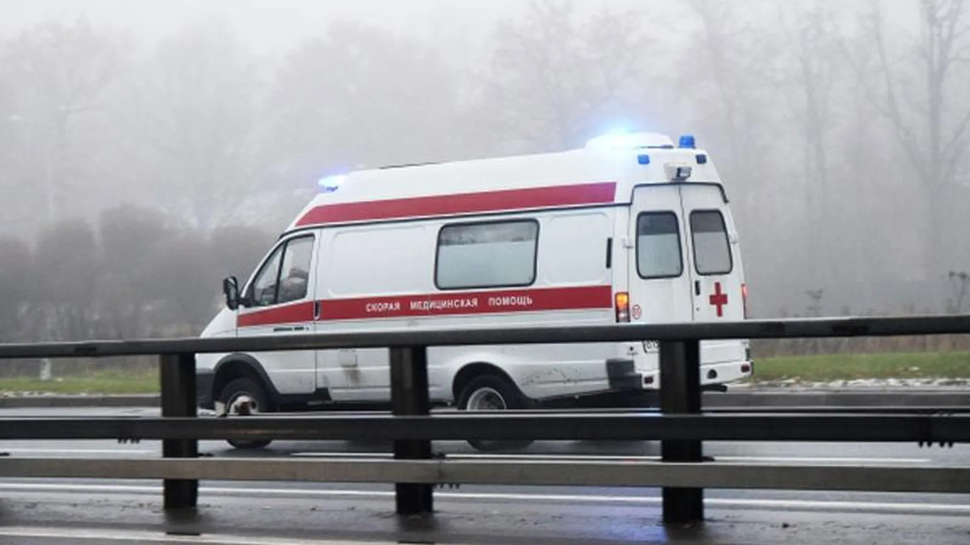 Пять автомобилей столкнулись на Волоколамском шоссе в МО, среди пострадавших ребенок