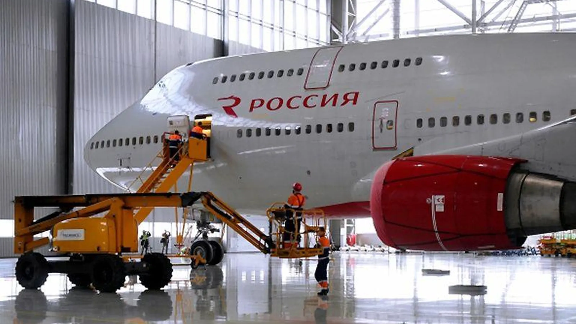 Сколько продержатся российские авиакомпании без зарубежных запчастей 