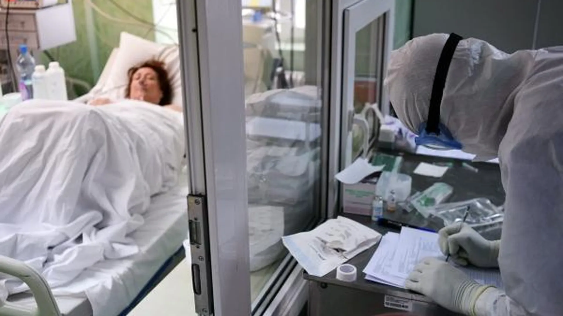 В больницах столицы не прекращается плановый прием пациентов