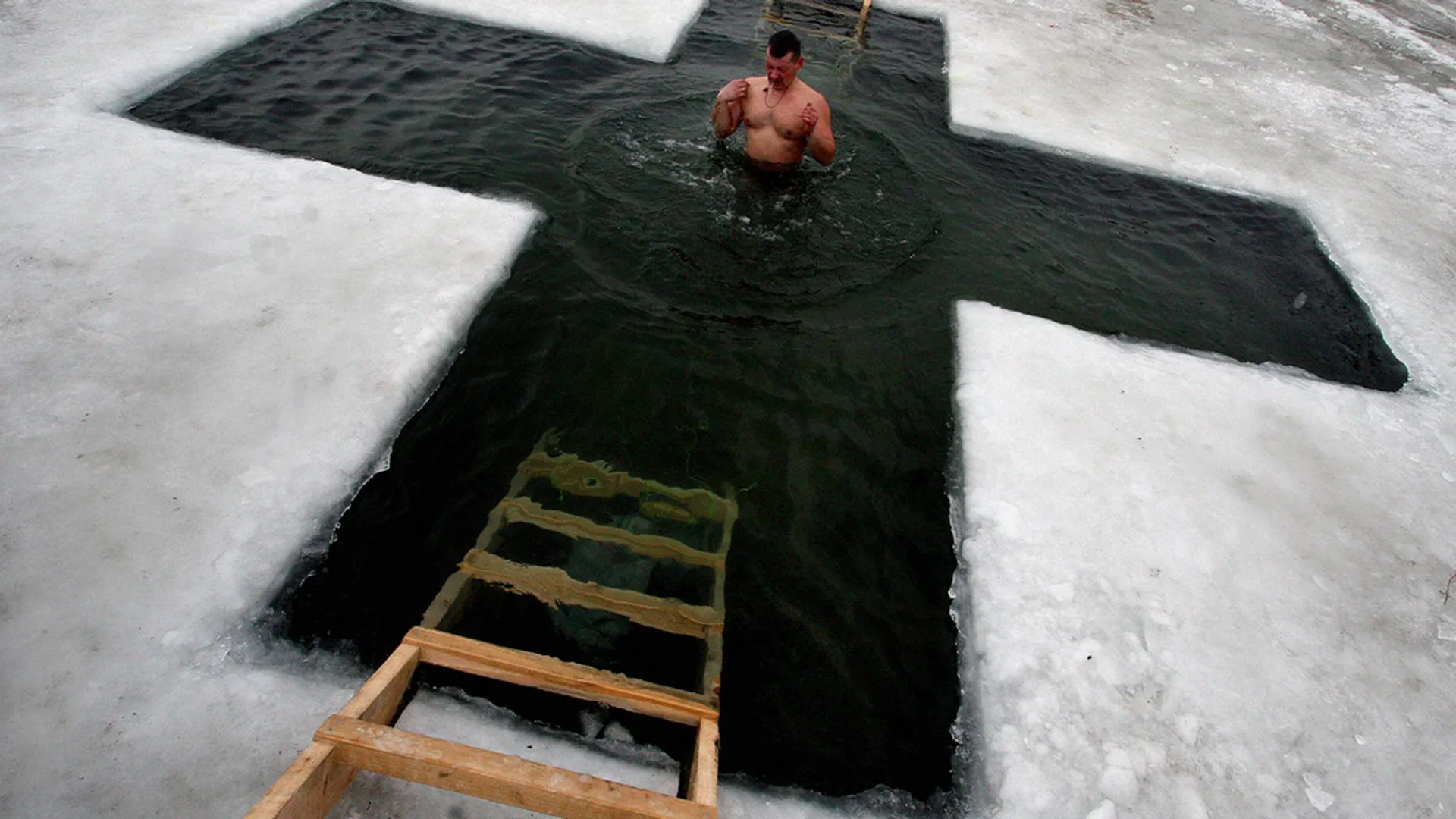 Более 300 дорог подготовят для комфортного проезда к местам крещенских купаний в Подмосковье
