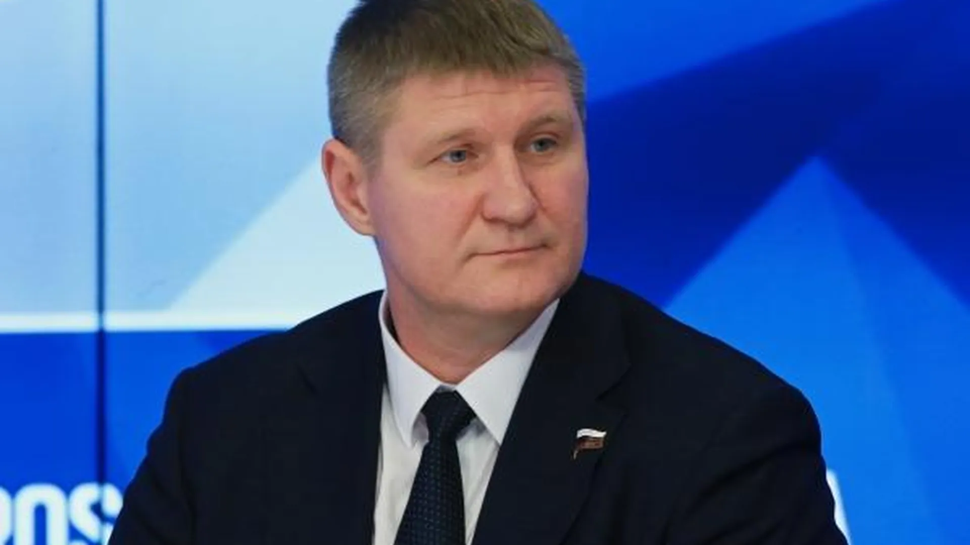 Депутат Шеремет считает план киевского режима заставить Россию уйти из Крыма шутовством