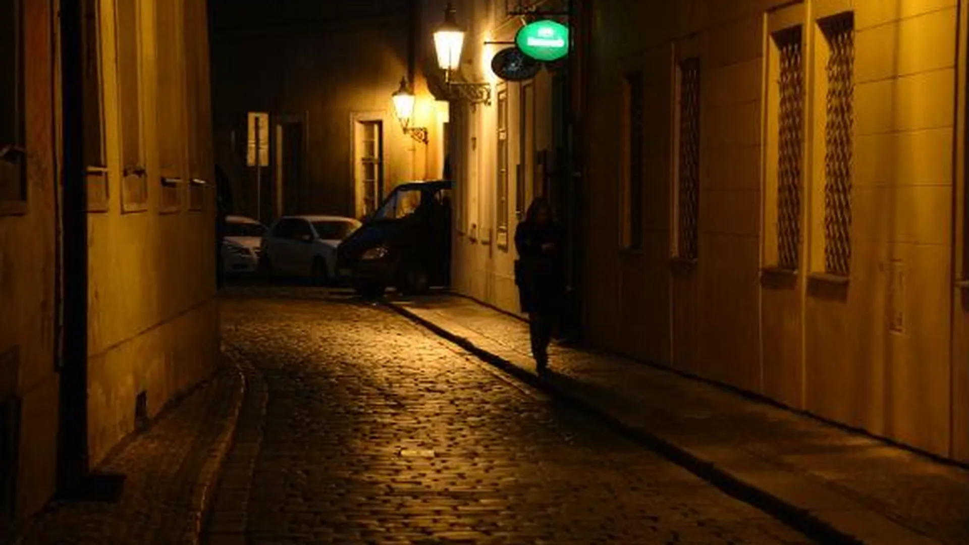 Депутаты Мособлдумы предлагают наказывать родителей за прогулки их детей ночью без сопровождения