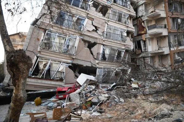 Последствия землетрясения в Турции