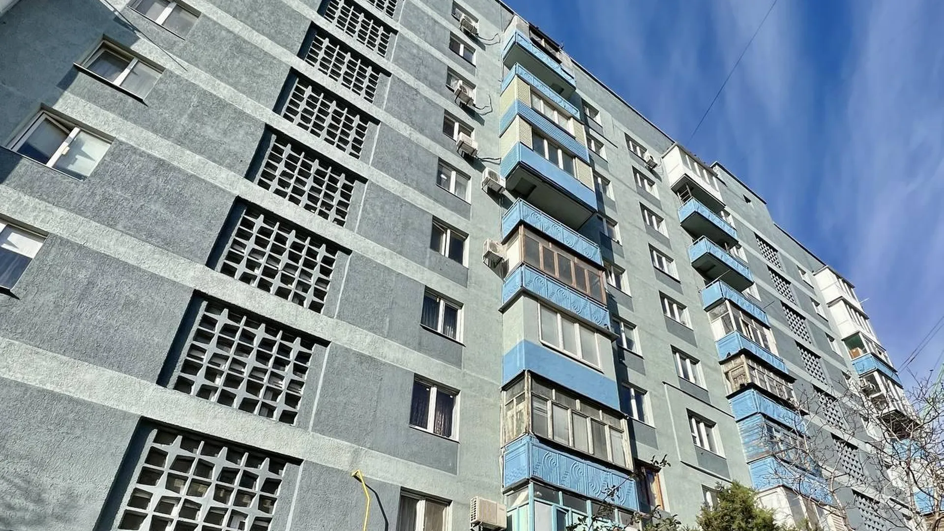 Подмосковные строители восстановили еще один жилой дом в Мариуполе