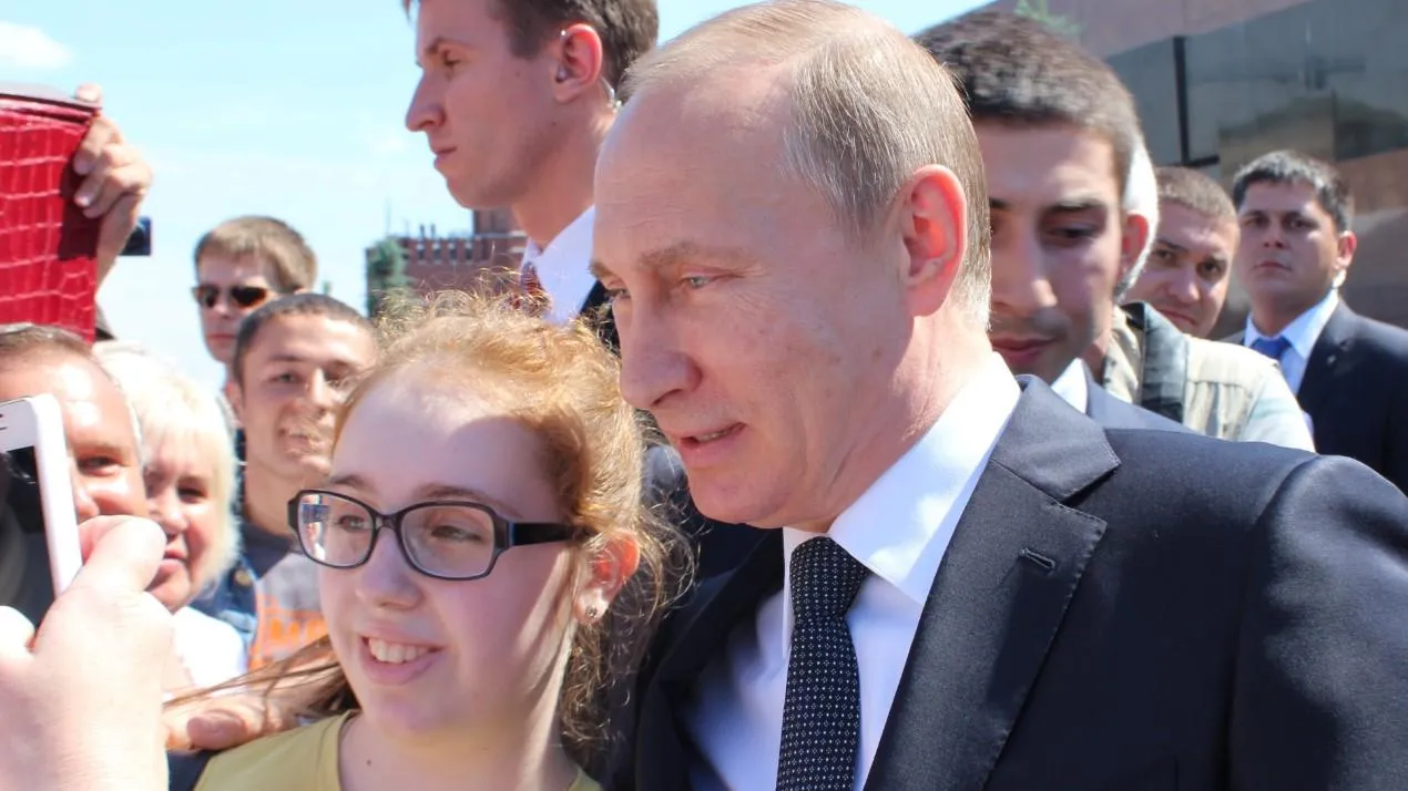 Песков рассказал о поздней работе Путина