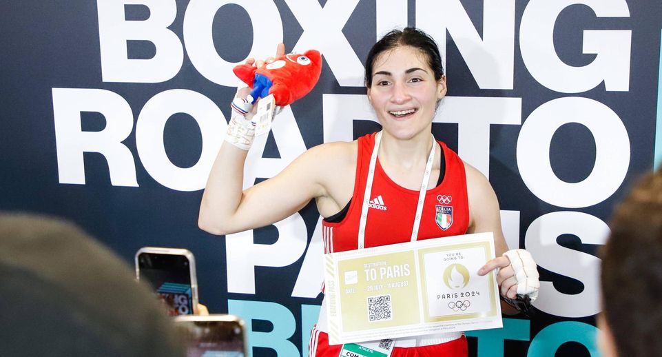 Итальянка Карини завершила карьеру в боксе, проиграв трансгендеру на Олимпиаде