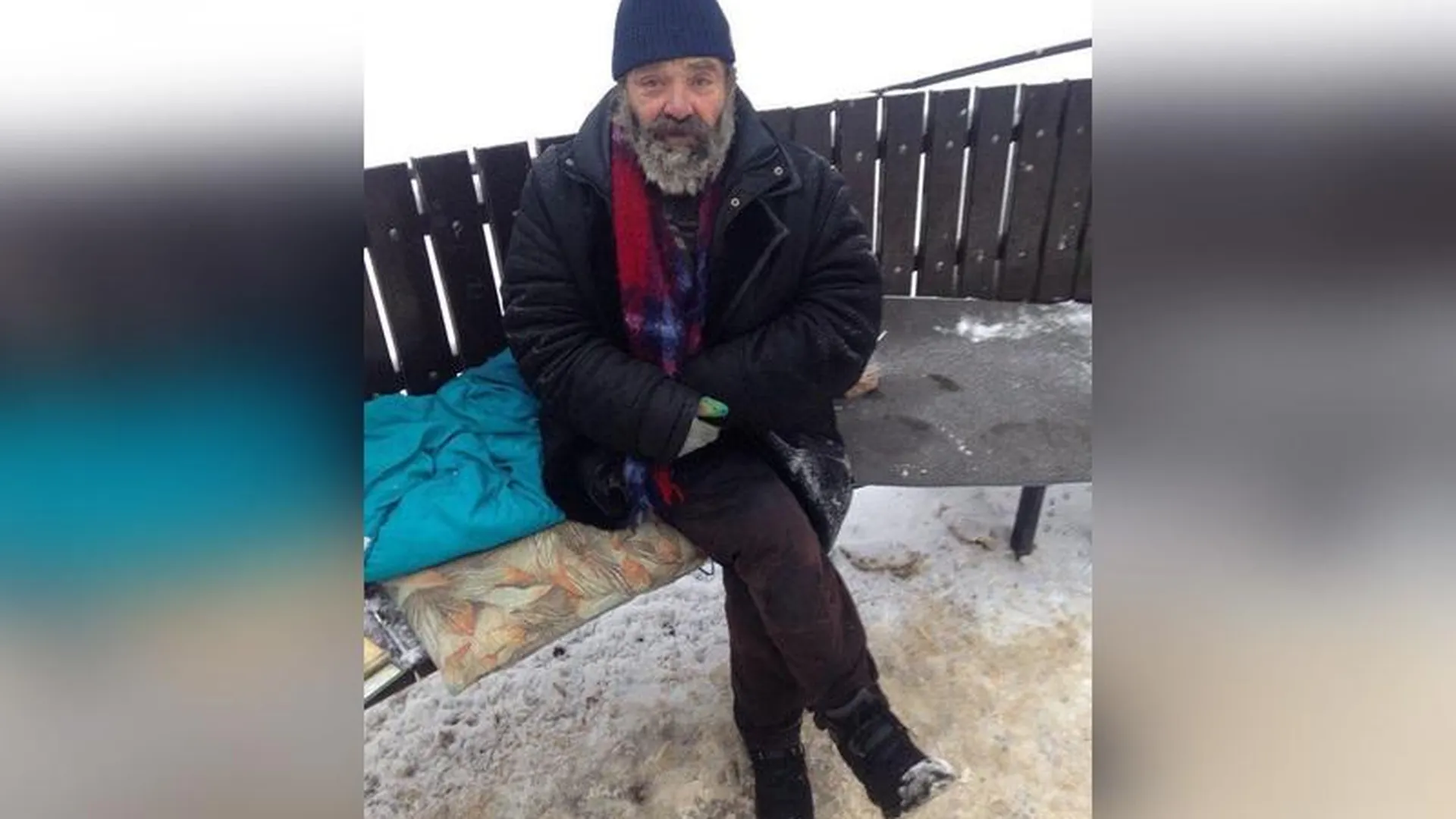 Бездомного книголюба спасают активисты из Пушкино