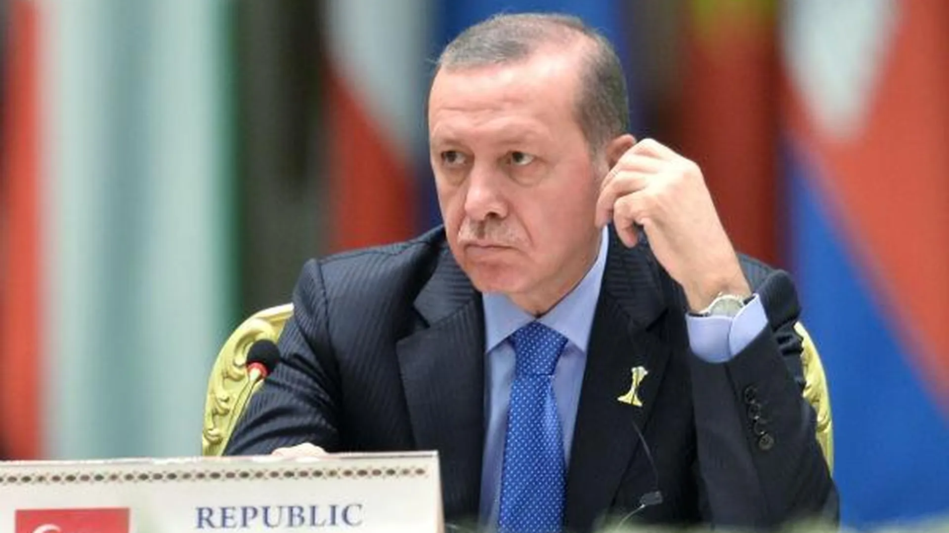Президент Турции назвал бездетных женщин неполноценными