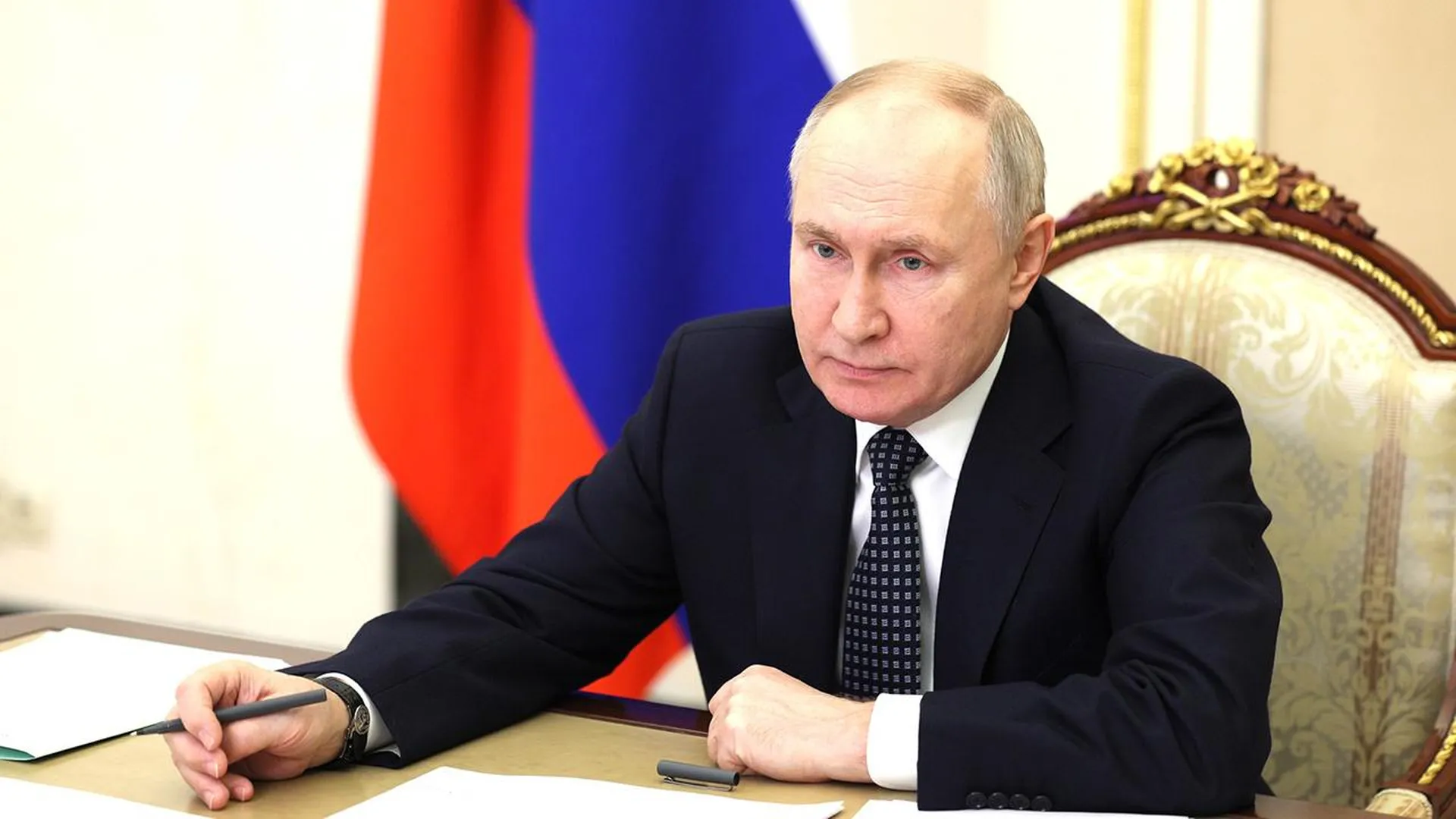 «Сделал серьезное заявление»: о чем говорил Путин на встрече в Гостином дворе