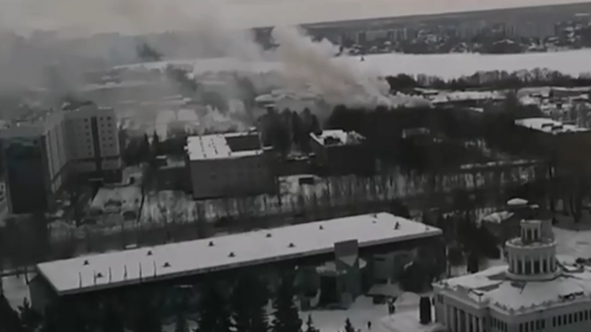 Пожар вспыхнул в казармах Казанского танкового училища