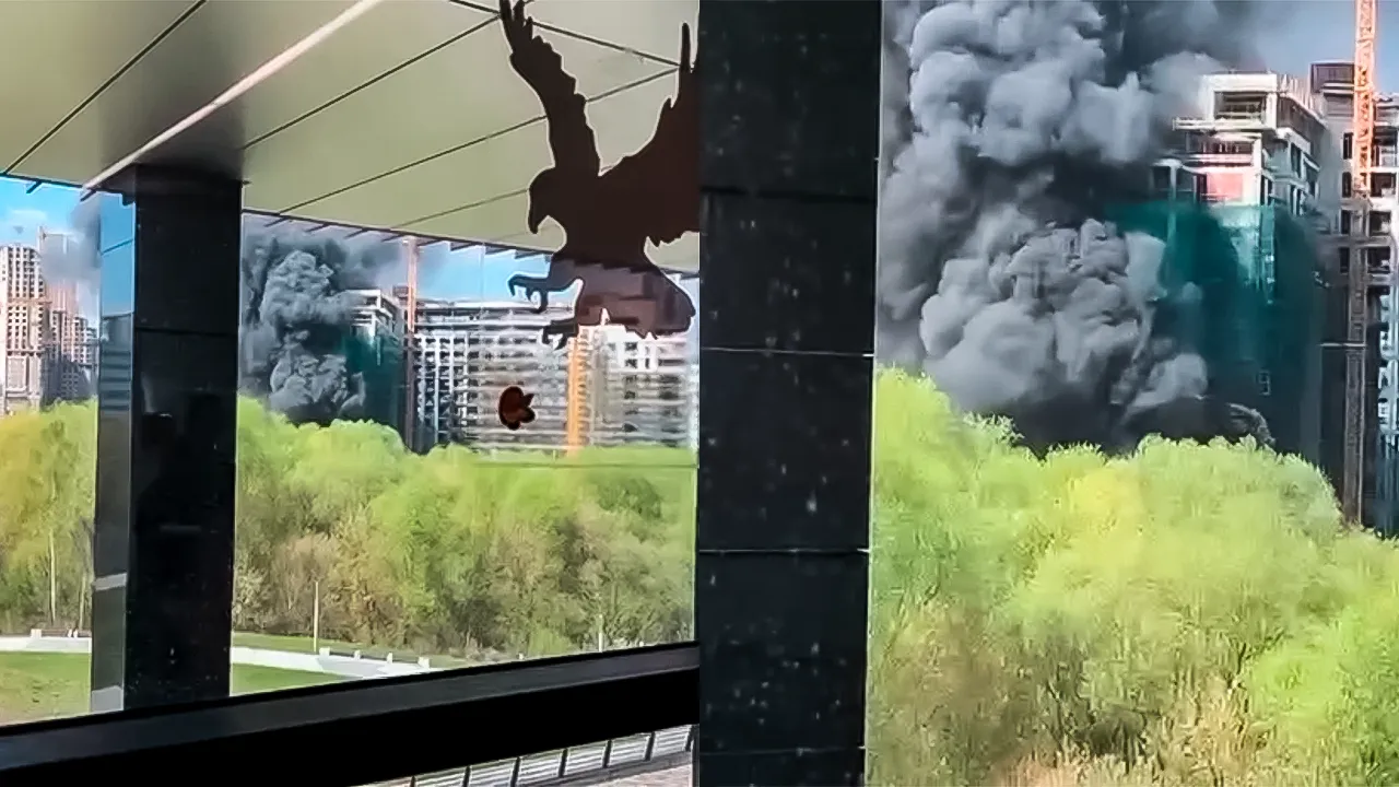 «Запах гари будет еще долго стоять»: очевидцы рассказали о пожаре на западе Москвы
