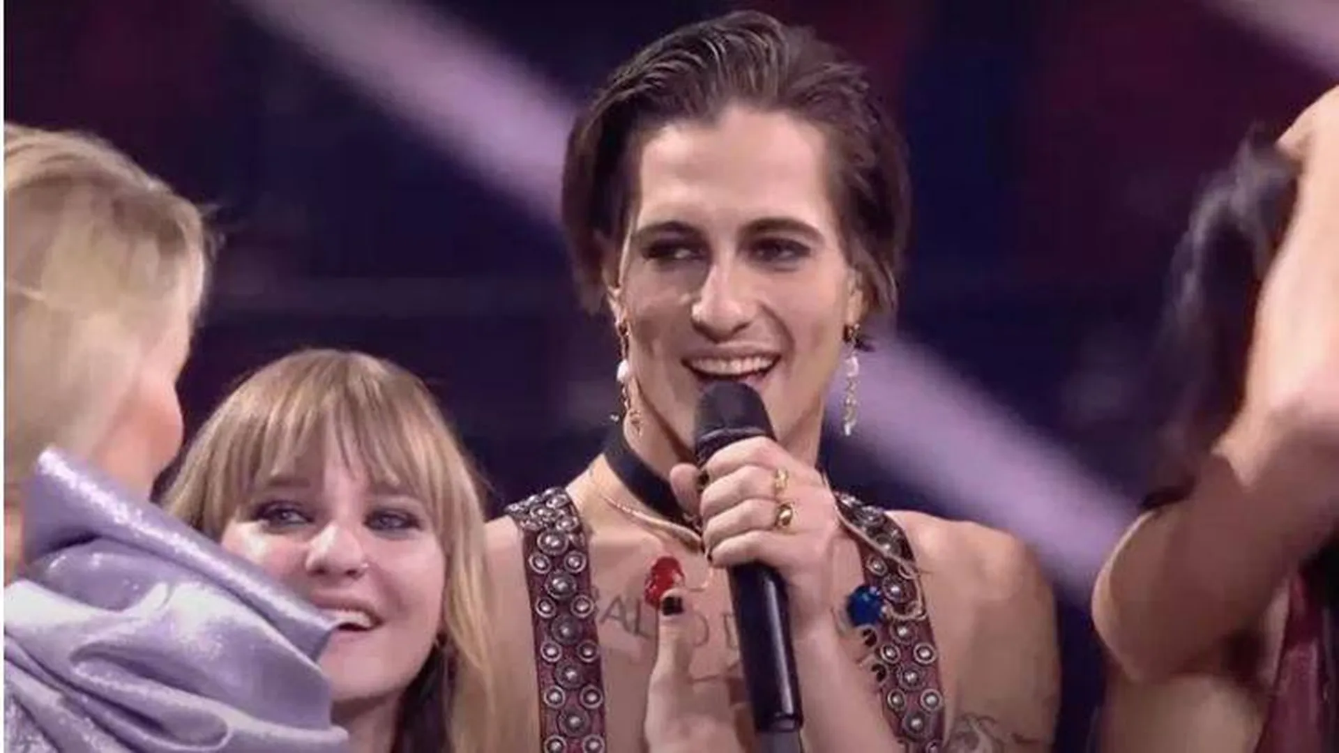 Победитель Евровидения успешно прошел тест на наркотики