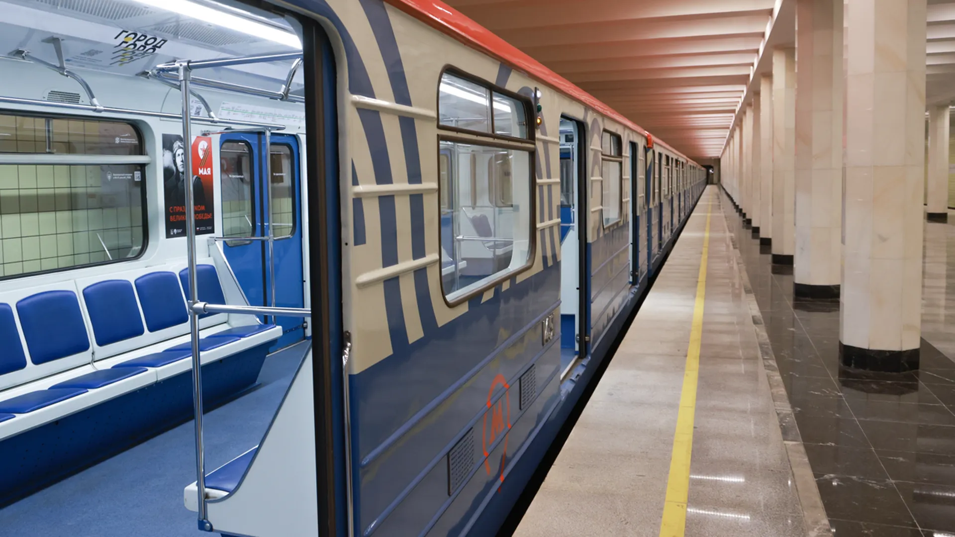 Москвичи расстроились, что на отремонтированной Замоскворецкой линии метро не запустили новые поезда