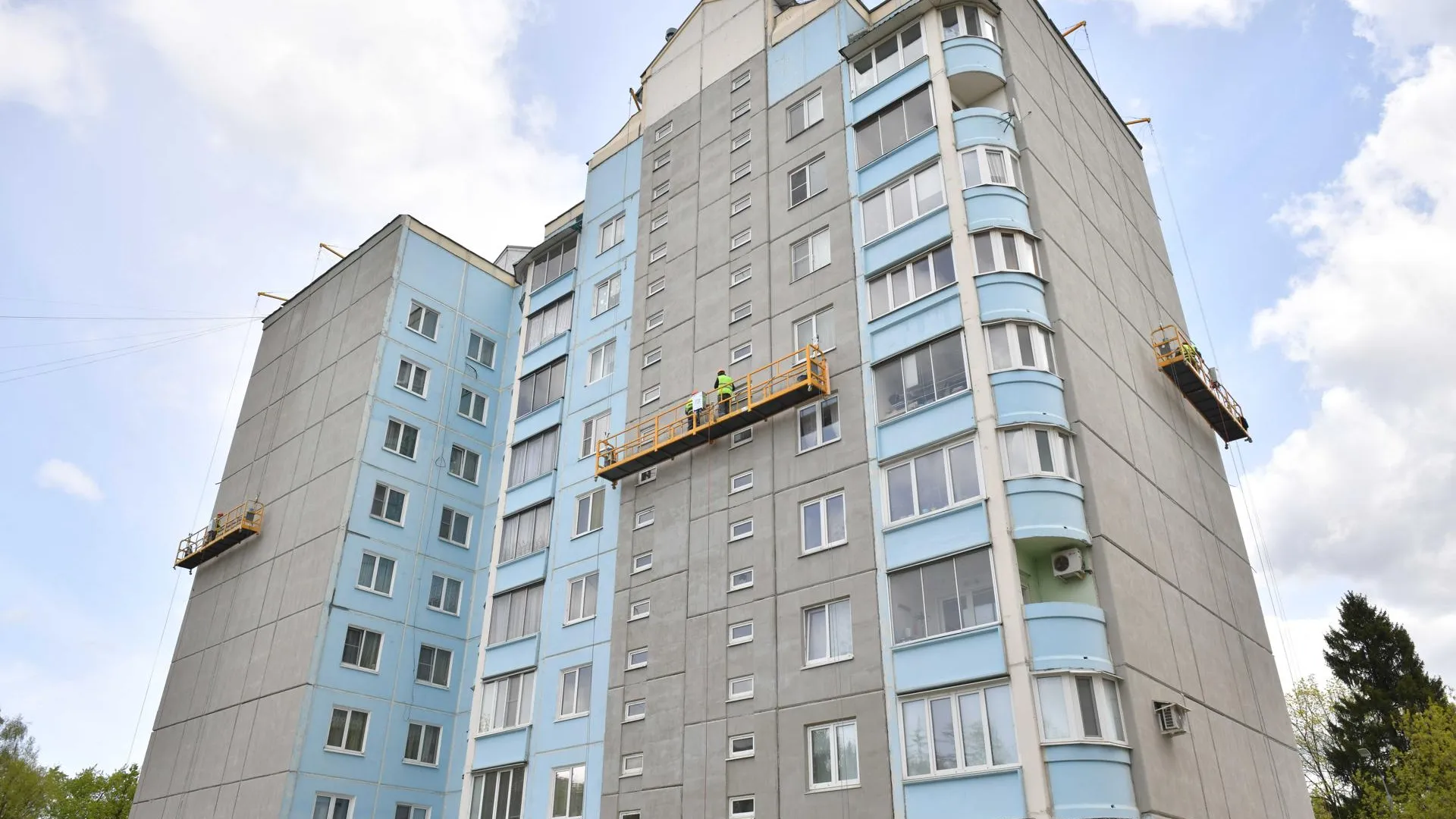 Свыше 130 жилых домов в Химках отремонтируют до конца года