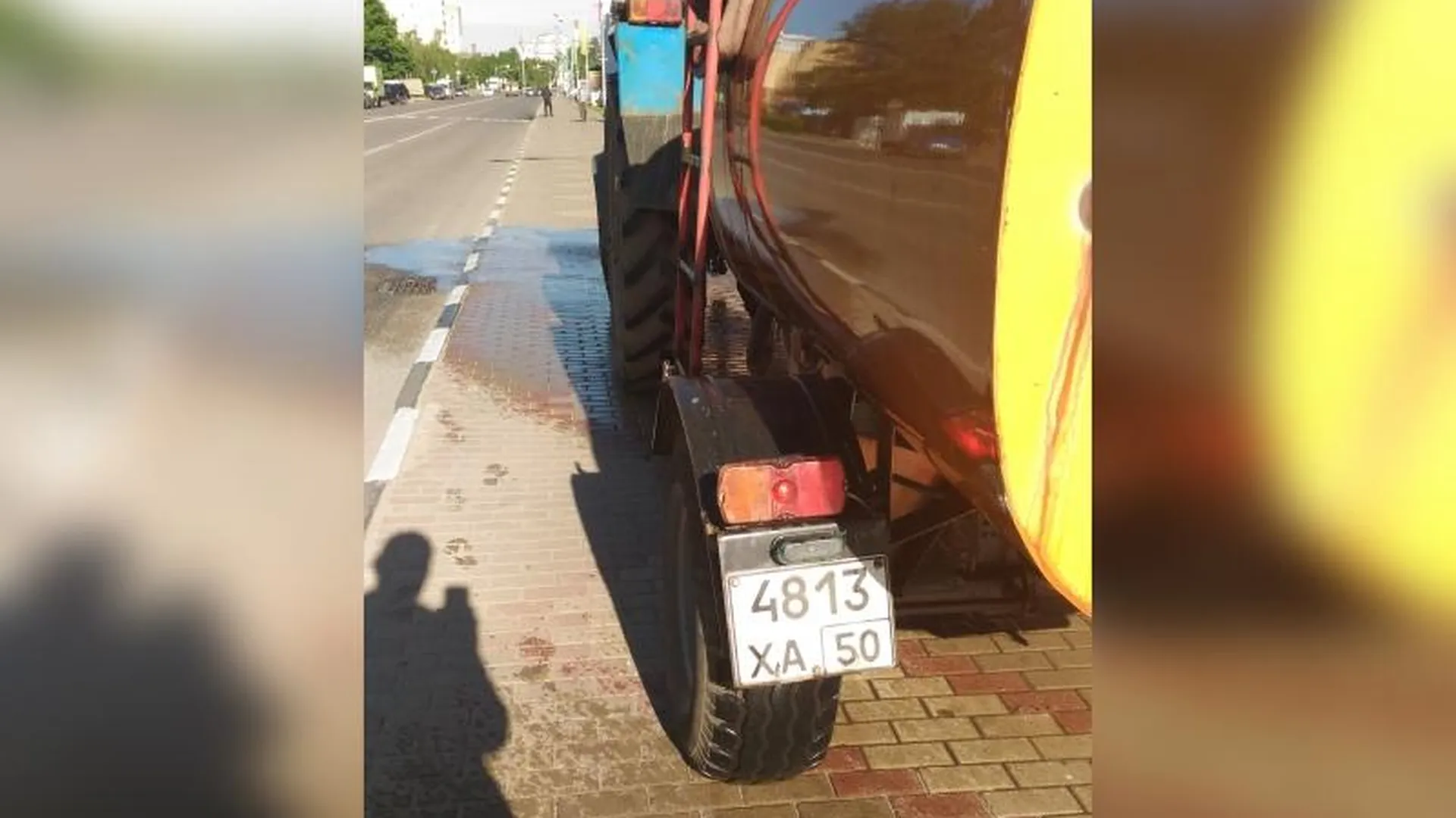 Водитель поливальной машины напал на пешехода в Дзержинском