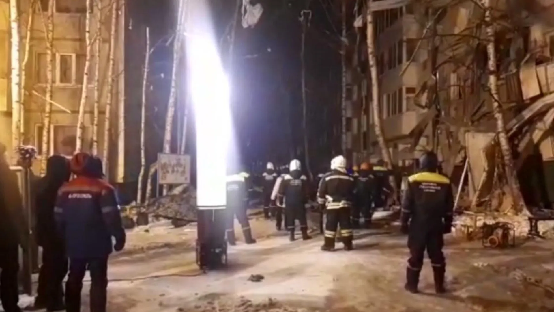 Судьба семи человек неизвестна после взрыва в доме в Нижневартовске