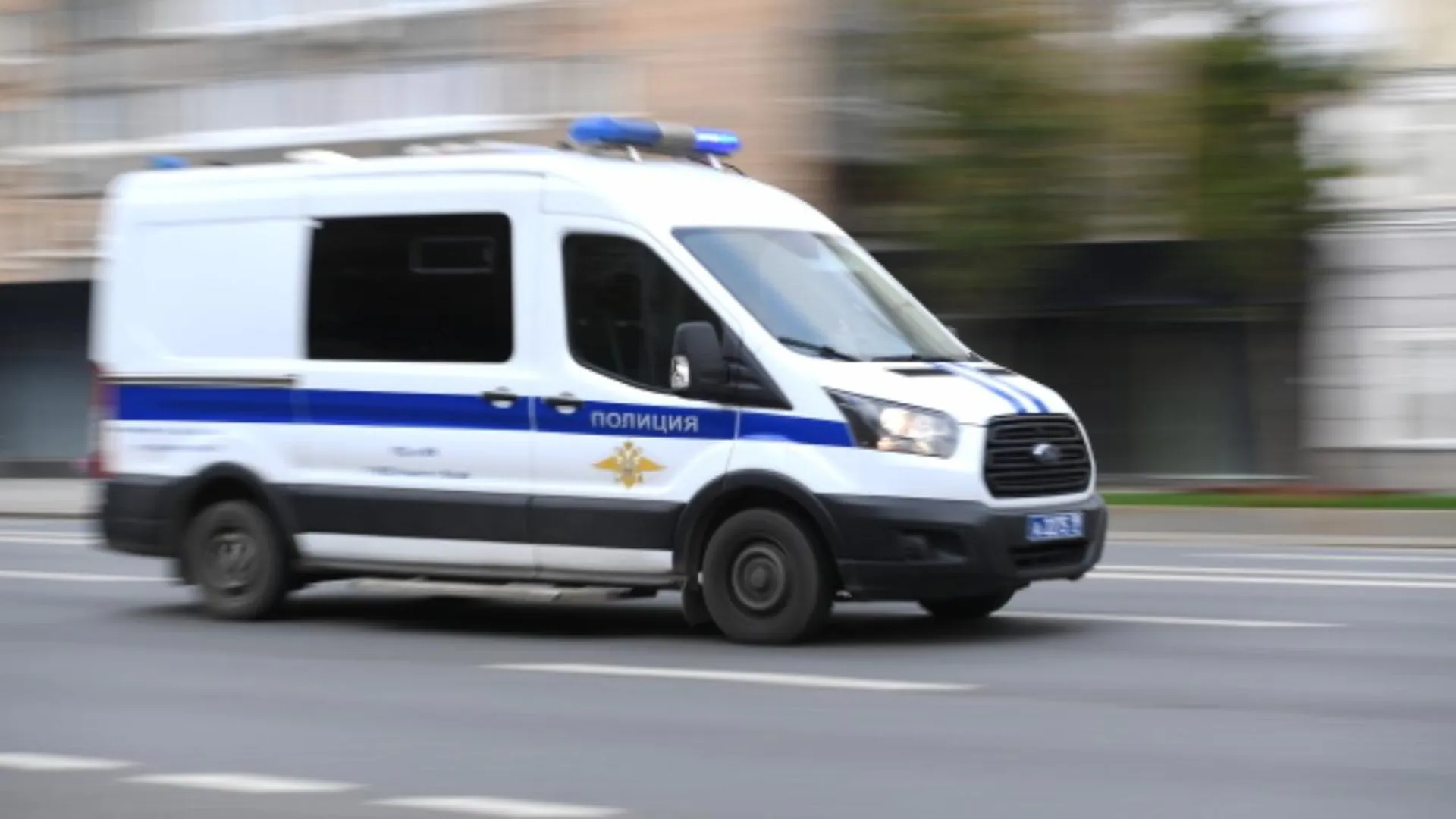 В Санкт-Петербурге нашли труп мужчины с ножевыми ранениями груди