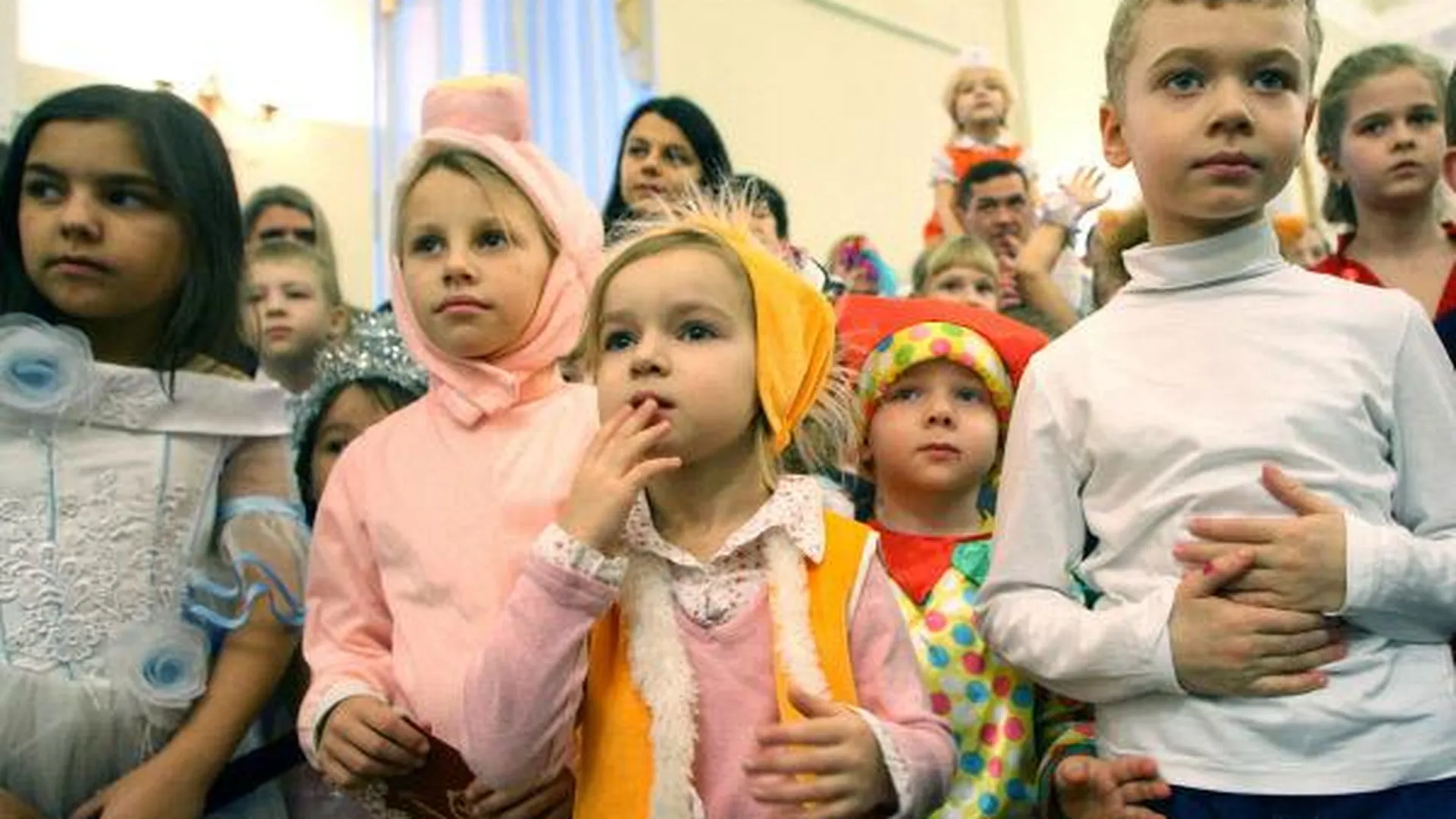 Новогодний праздник в Звенигороде посетили свыше 500 детей