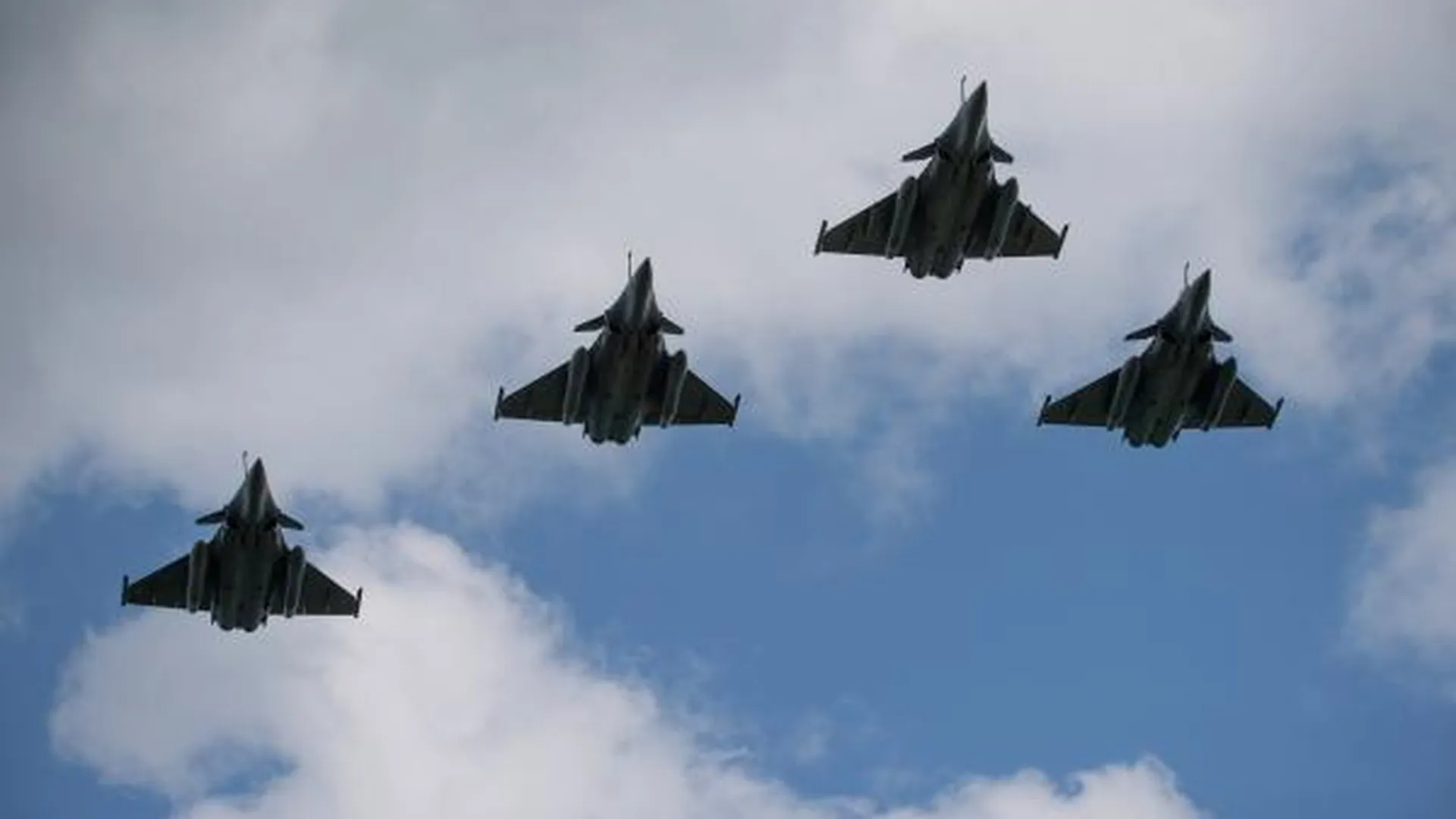 Французские истребители-бомбардировщики Dassault Rafale