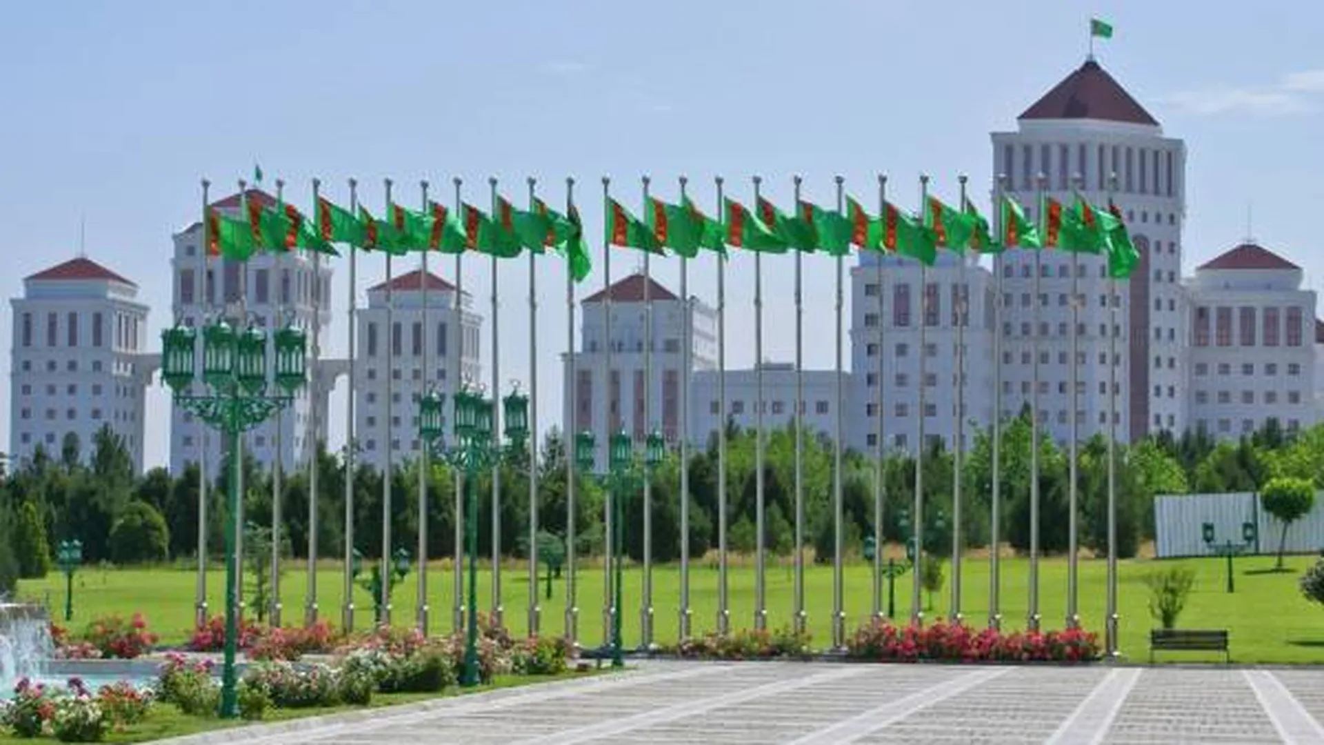 Все российские СМИ заблокировали в Туркмении