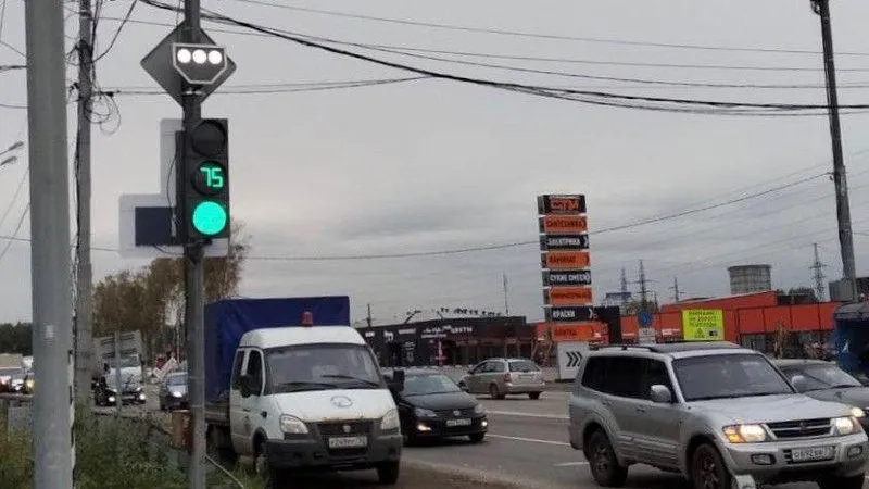 В Ленинском округе на перекрестке Каширского и Володарского шоссе изменили схему движения транспорта