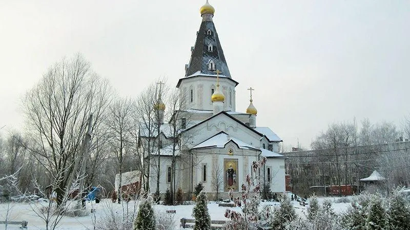 Церковь Ксении Петербургской и исчезнувший монастырь в Медвежьих Озерах