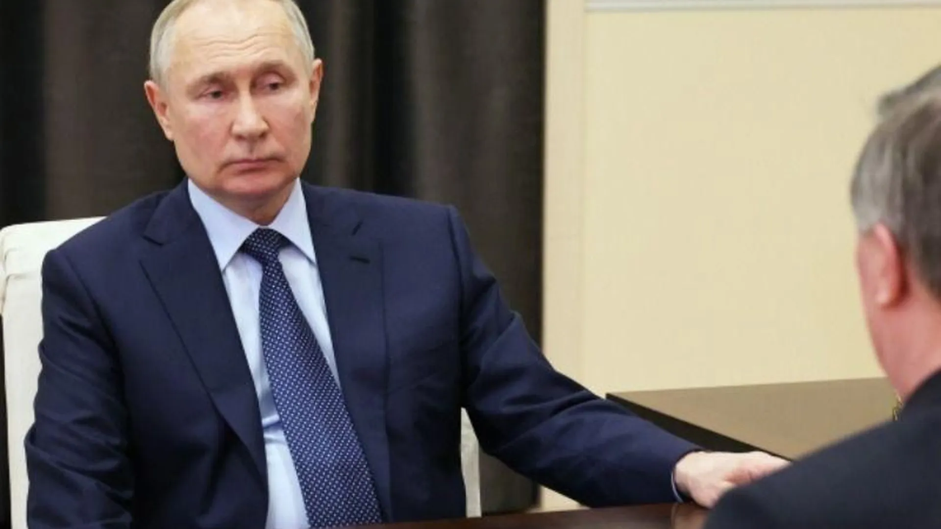 Путин назвал невероятным, что России вновь угрожают немецкие танки с крестами на бортах