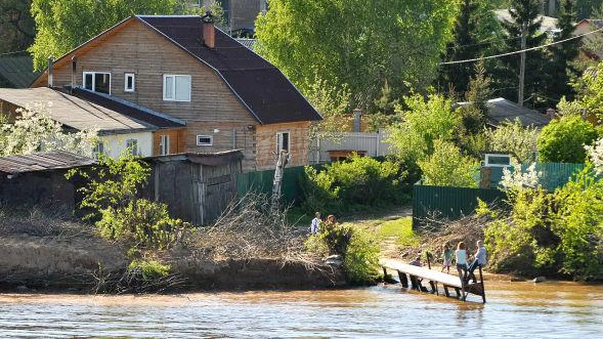 В Долгопрудном благоустроят береговую линию канала им. Москвы