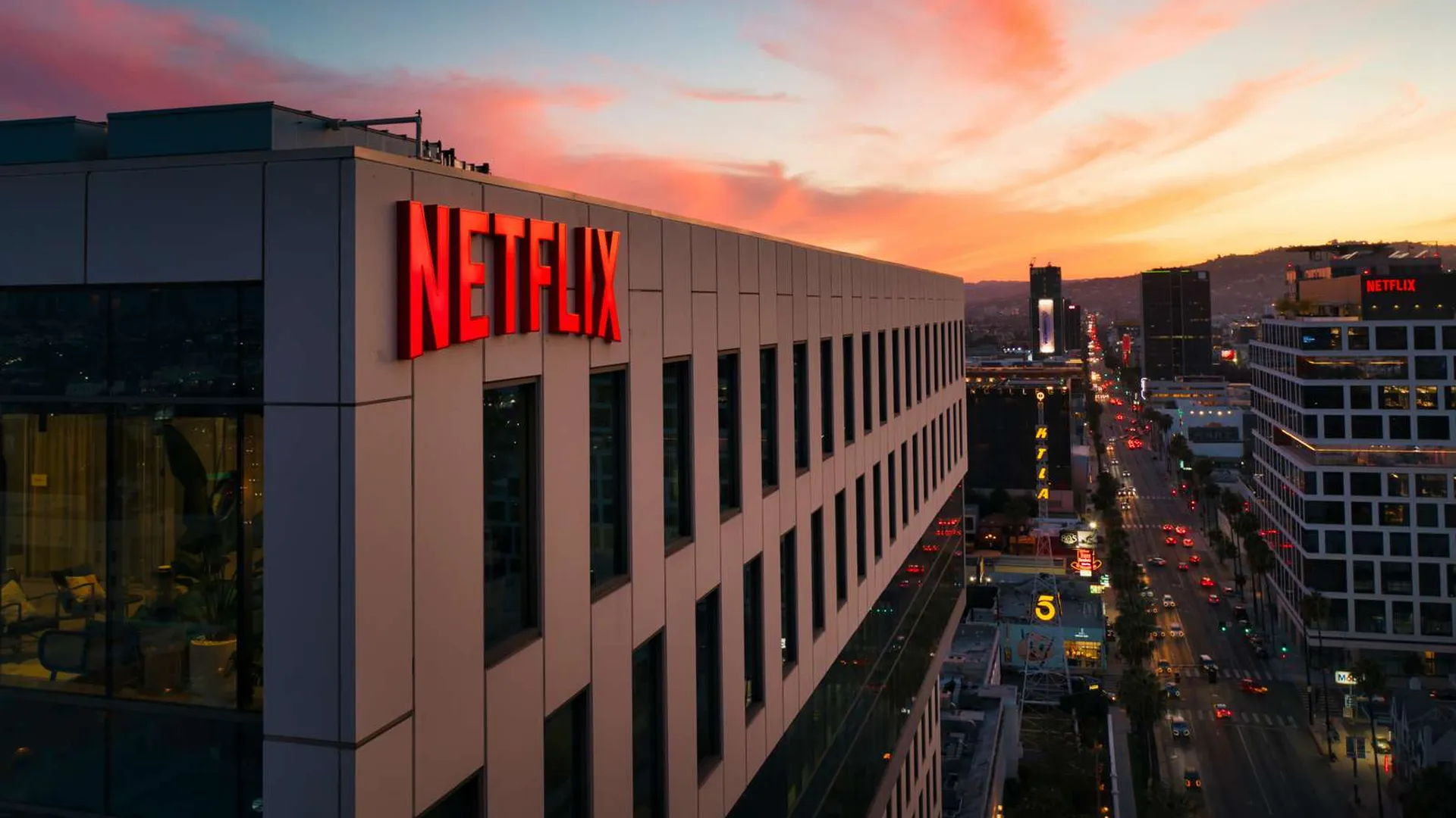 Netflix планировал экранизировать книгу Сергея Лукьяненко